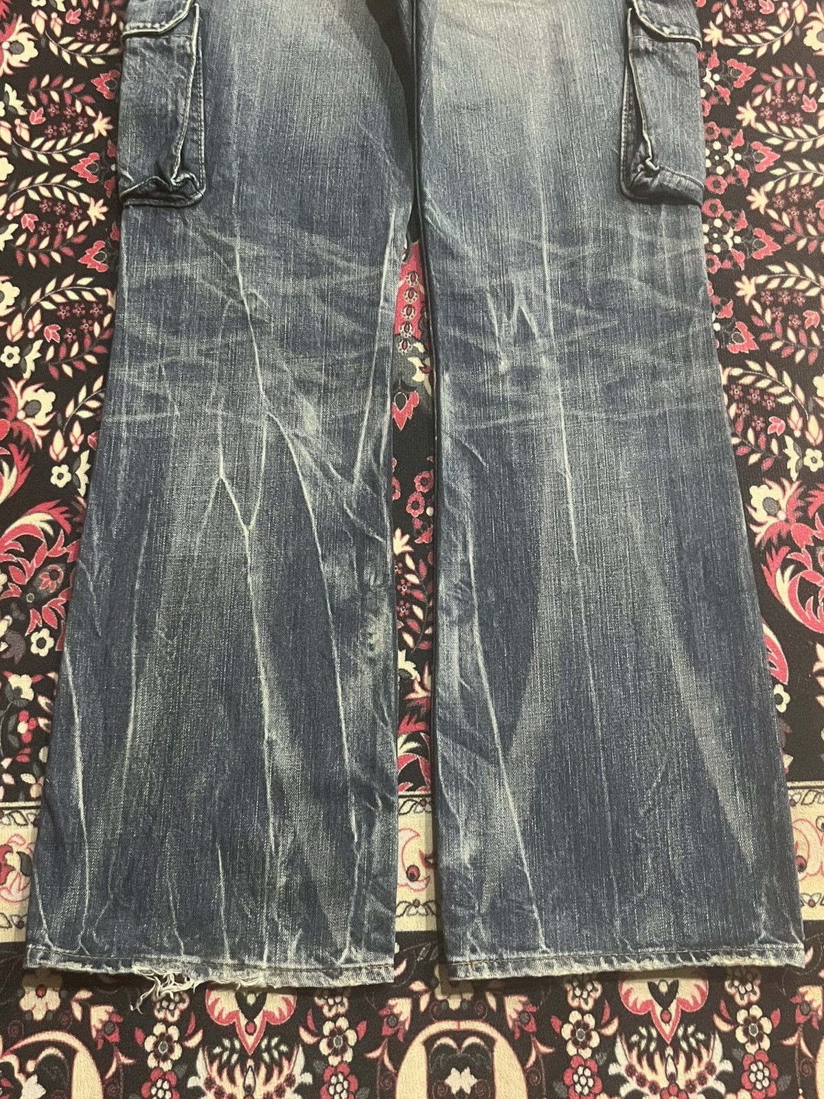 Levi's Levi’s 507 Japan Alluring Blue Washed Cargo Flare Jeans Size US 32 / EU 48 - 12 Thumbnail