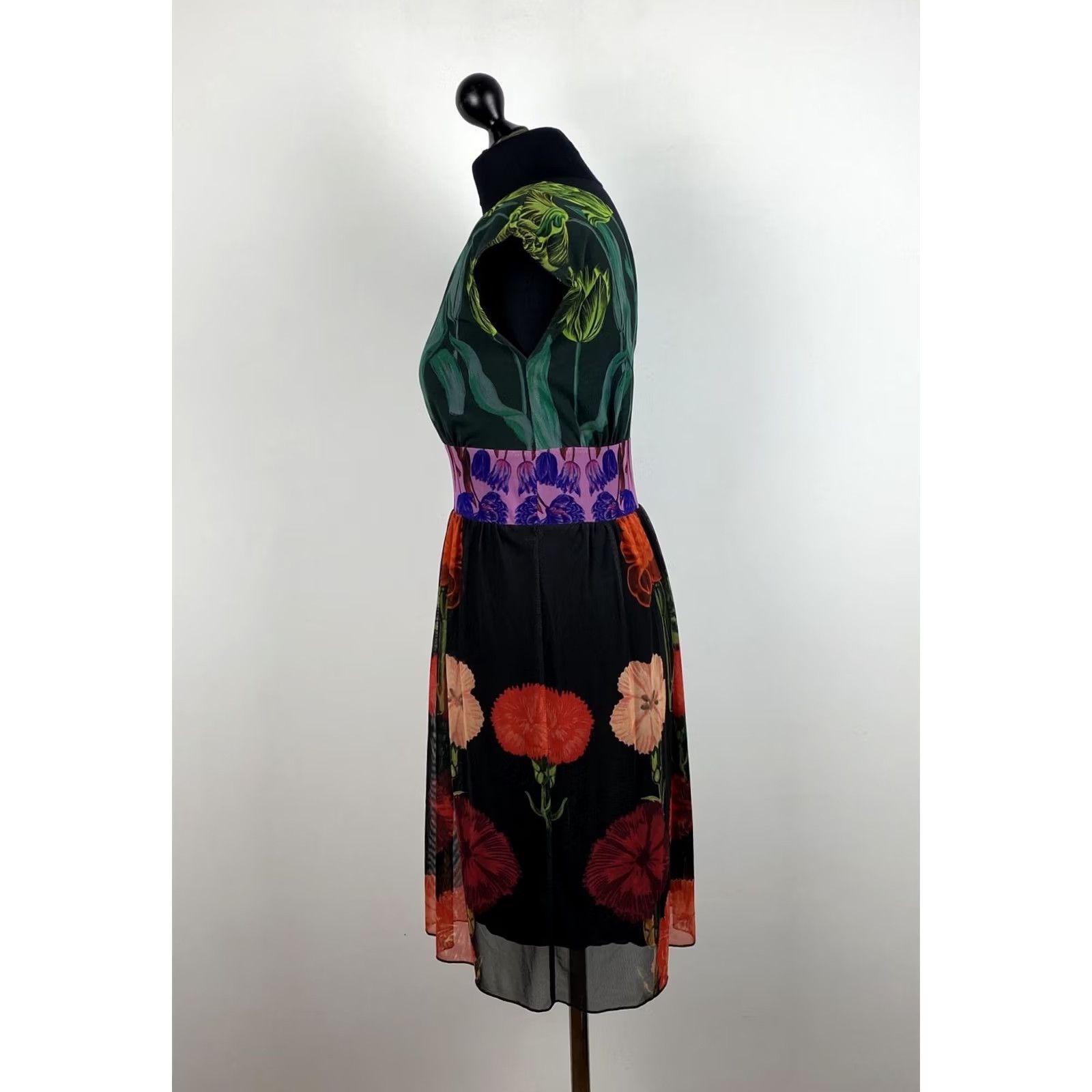 Desigual Desigual Christian Lacroix womens dress M A-Line Dress Multicoloured Knee Length Womens Size M Desigual Dress Size M / US 6-8 / IT 42-44 - 3 Thumbnail