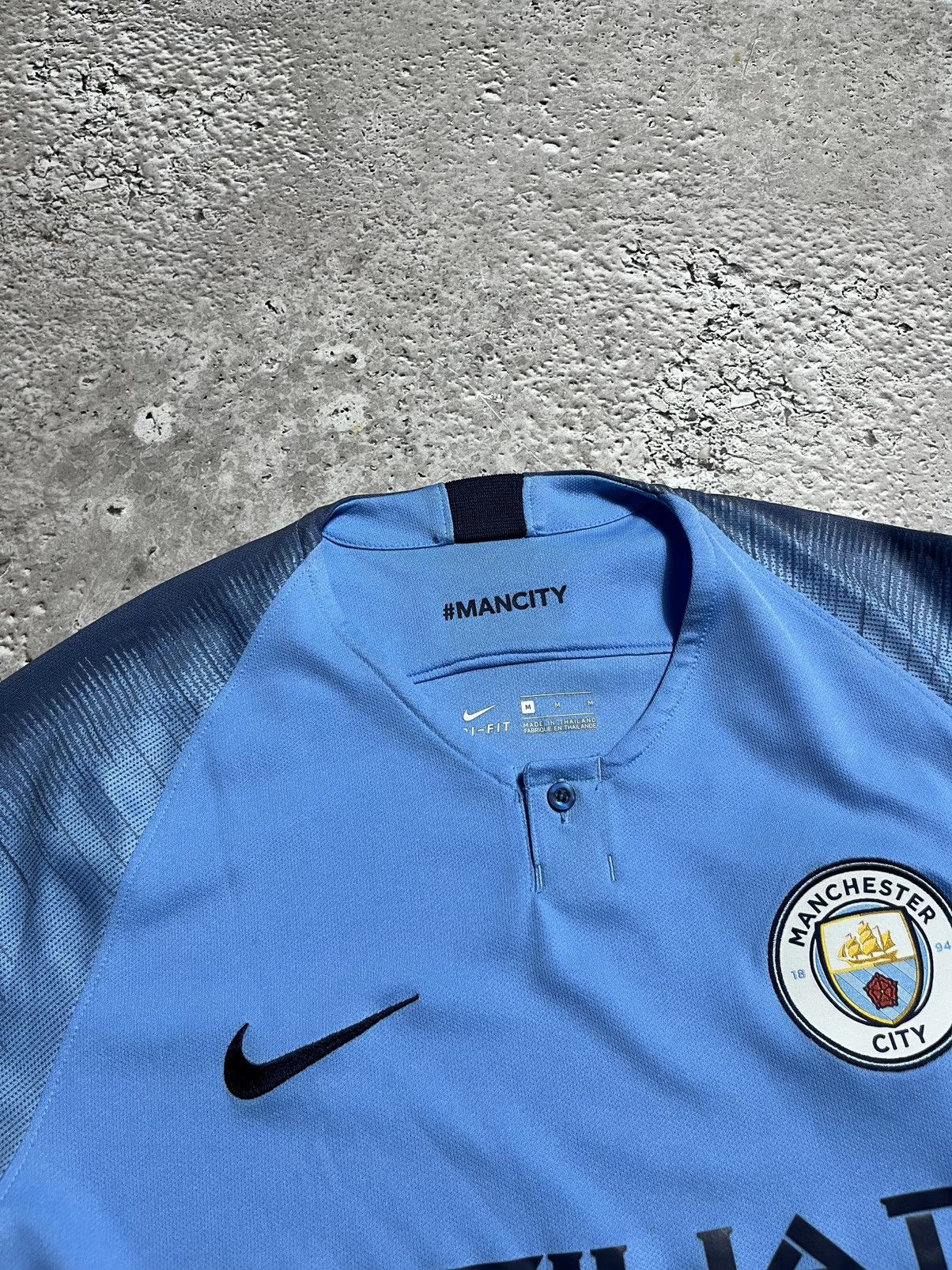 Nike Nike Manchester City 2018 Home Jersey Shirt Size M Size US M / EU 48-50 / 2 - 7 Thumbnail