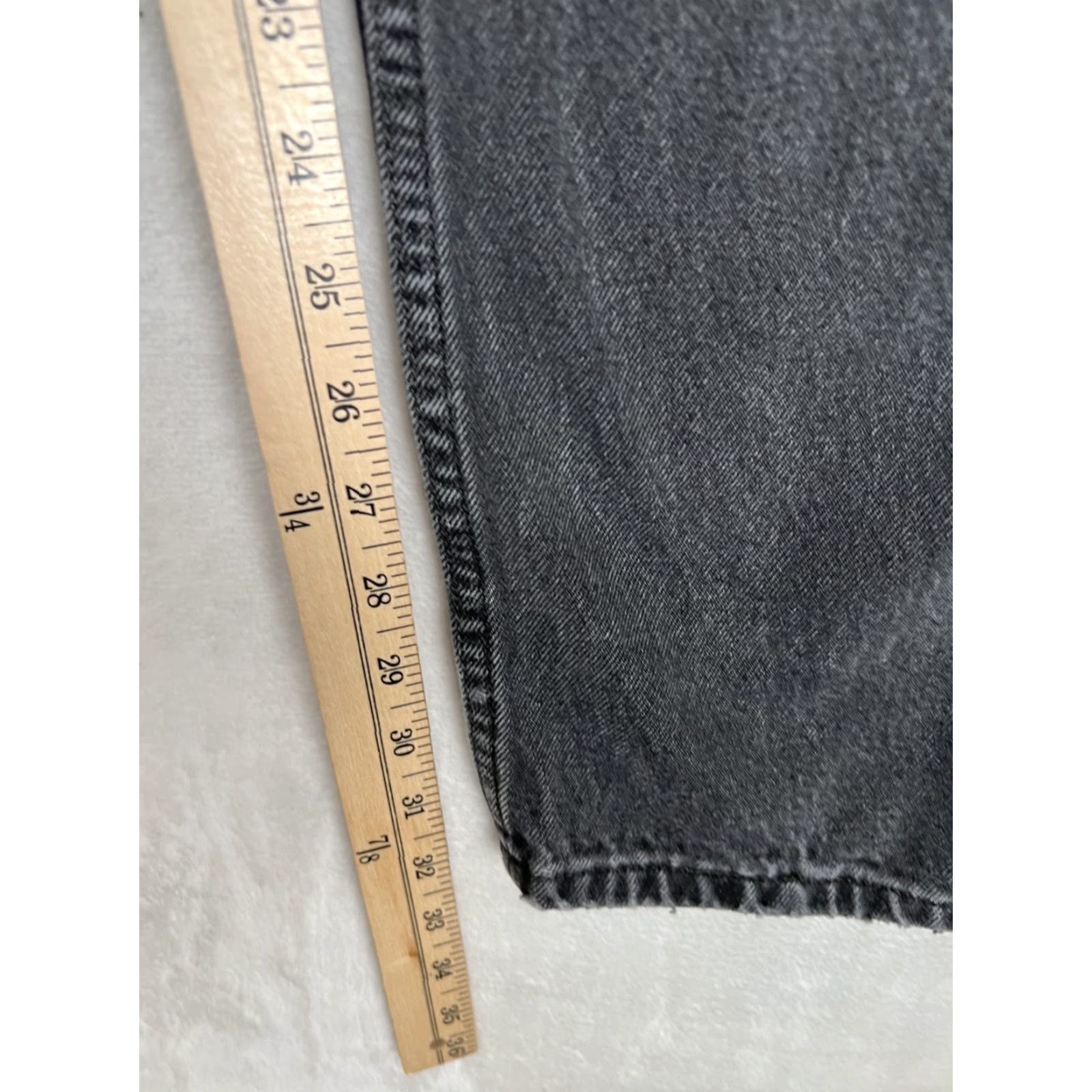 Levi's VINTAGE Levi’s 550 Jeans Black Denim 32x32 Relaxed Fit Mid Rise 5-Pocket Grunge 90s USA Jeans Mens Size US 32 / EU 48 - 2 Thumbnail