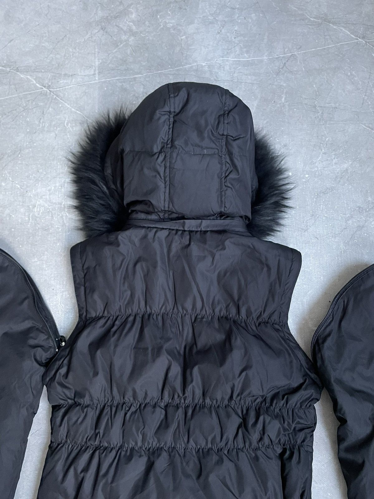 Hysteric Glamour Hysteric glamour style fur black down cropper bomber jacket Size US S / EU 44-46 / 1 - 10 Thumbnail