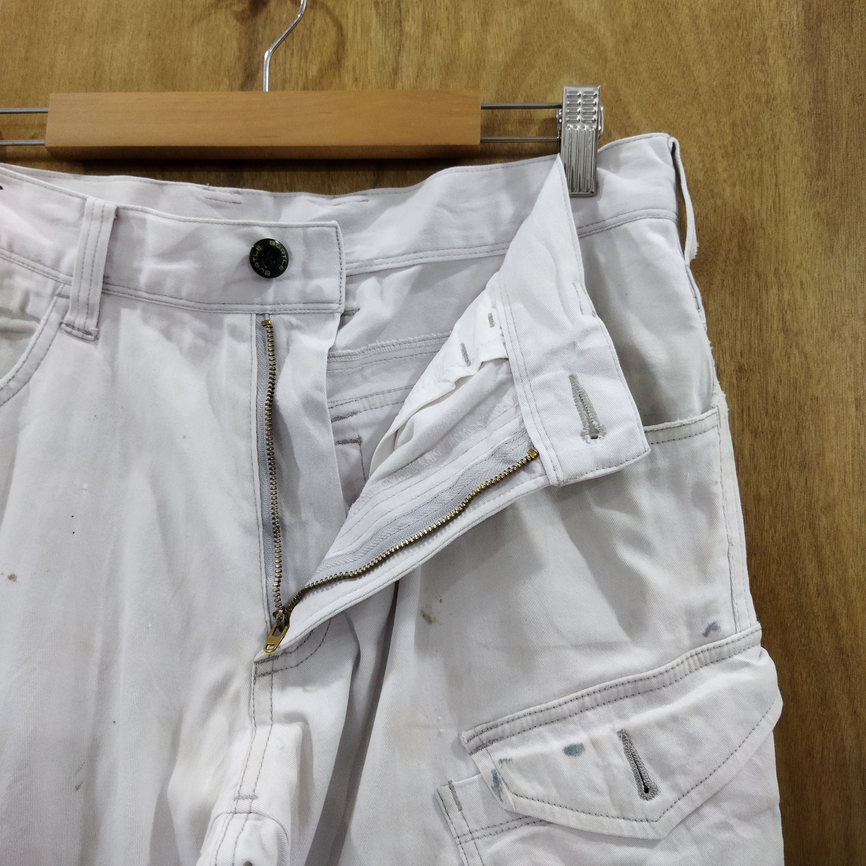 Japanese Brand BURTLE WORK WARE FADED WHITE CARGO PANTS Size US 32 / EU 48 - 6 Thumbnail