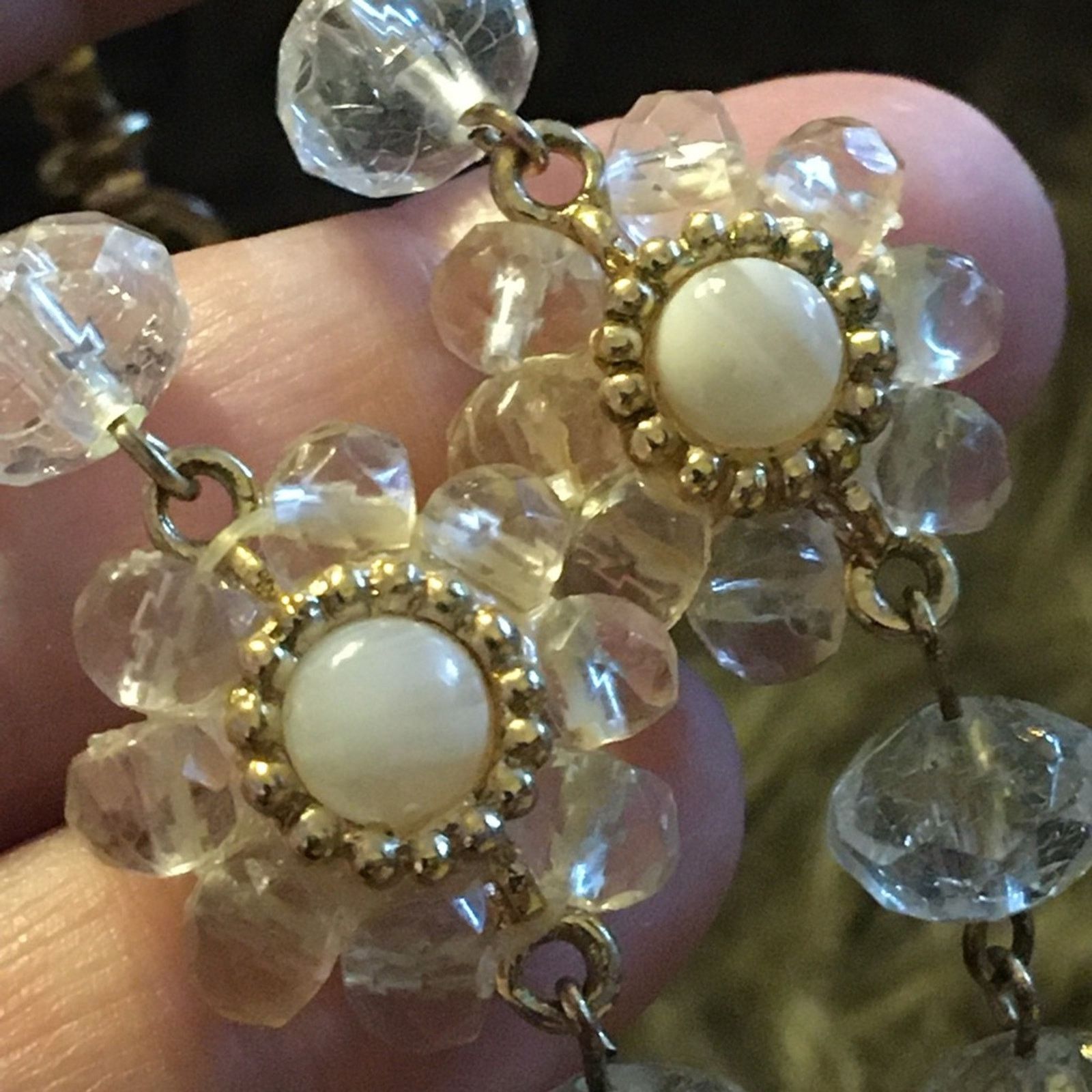 Vintage Vintage glass bead gold tone book link necklace Size ONE SIZE - 6 Thumbnail