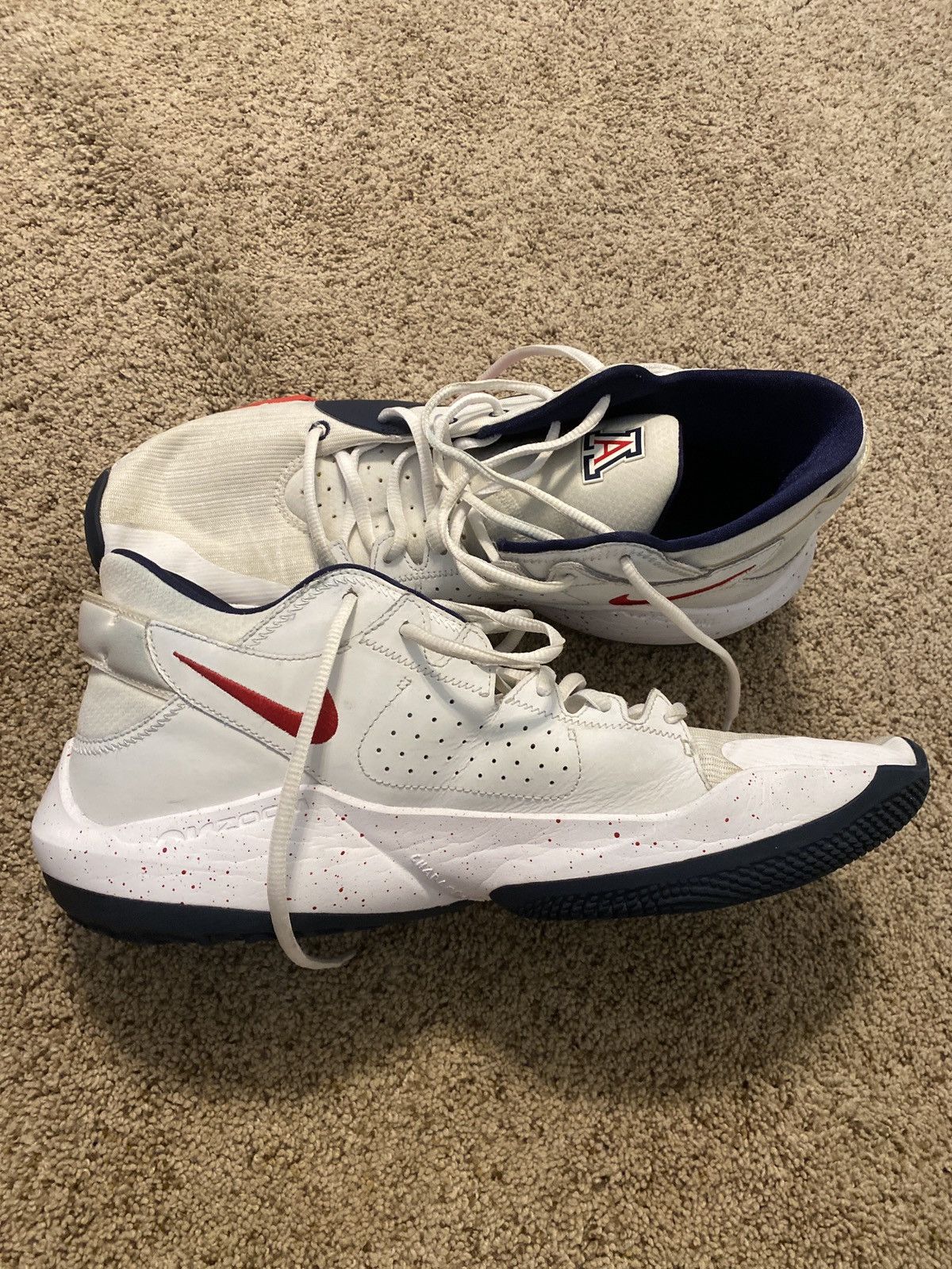 Nike Giannis 3 Arizona player exclusive Size US 13 / EU 46 - 4 Thumbnail