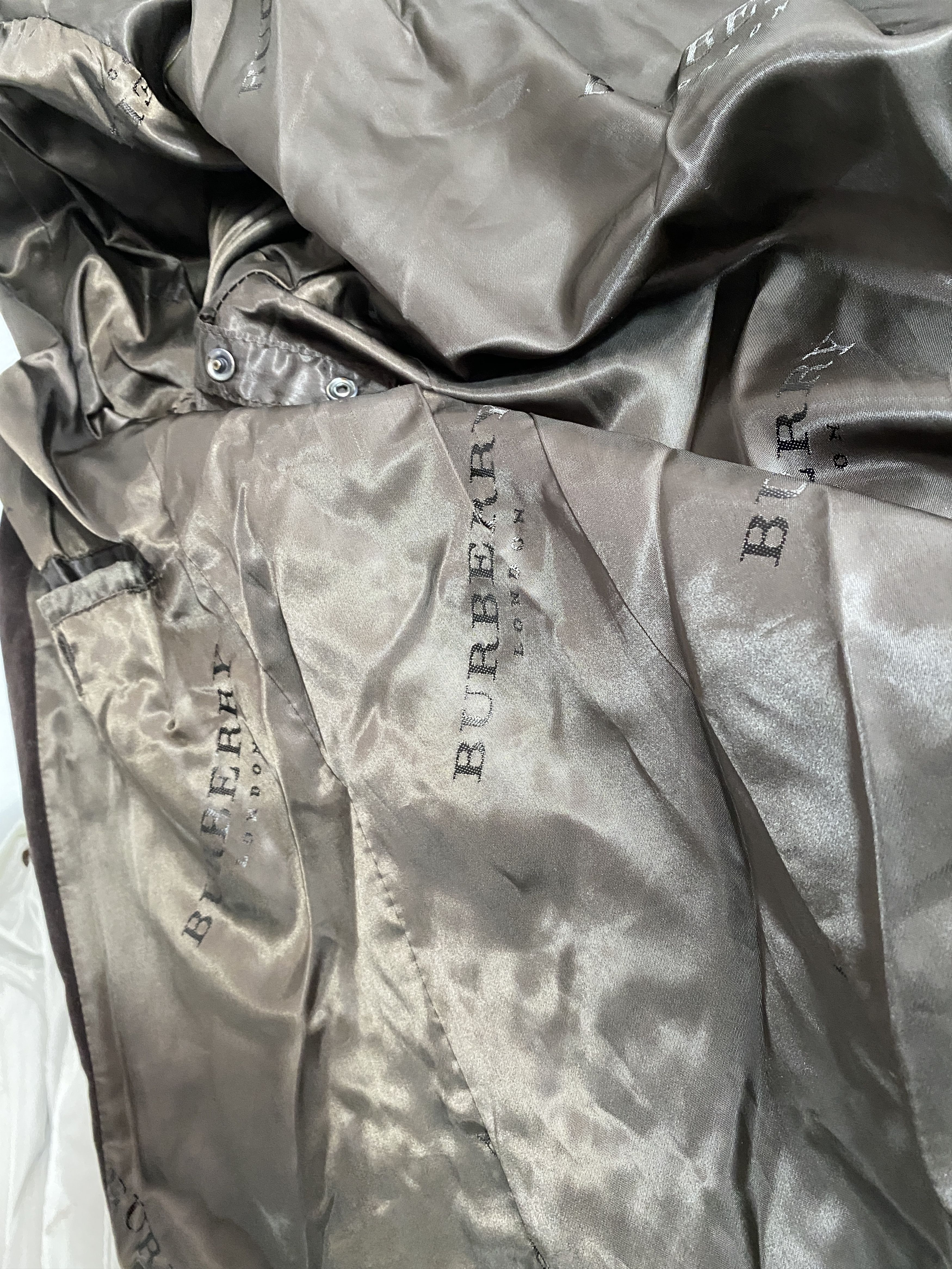 Burberry Burberry London Formal Trench Blazer Jacket Size L 52 Velvet Size US L / EU 52-54 / 3 - 21 Thumbnail