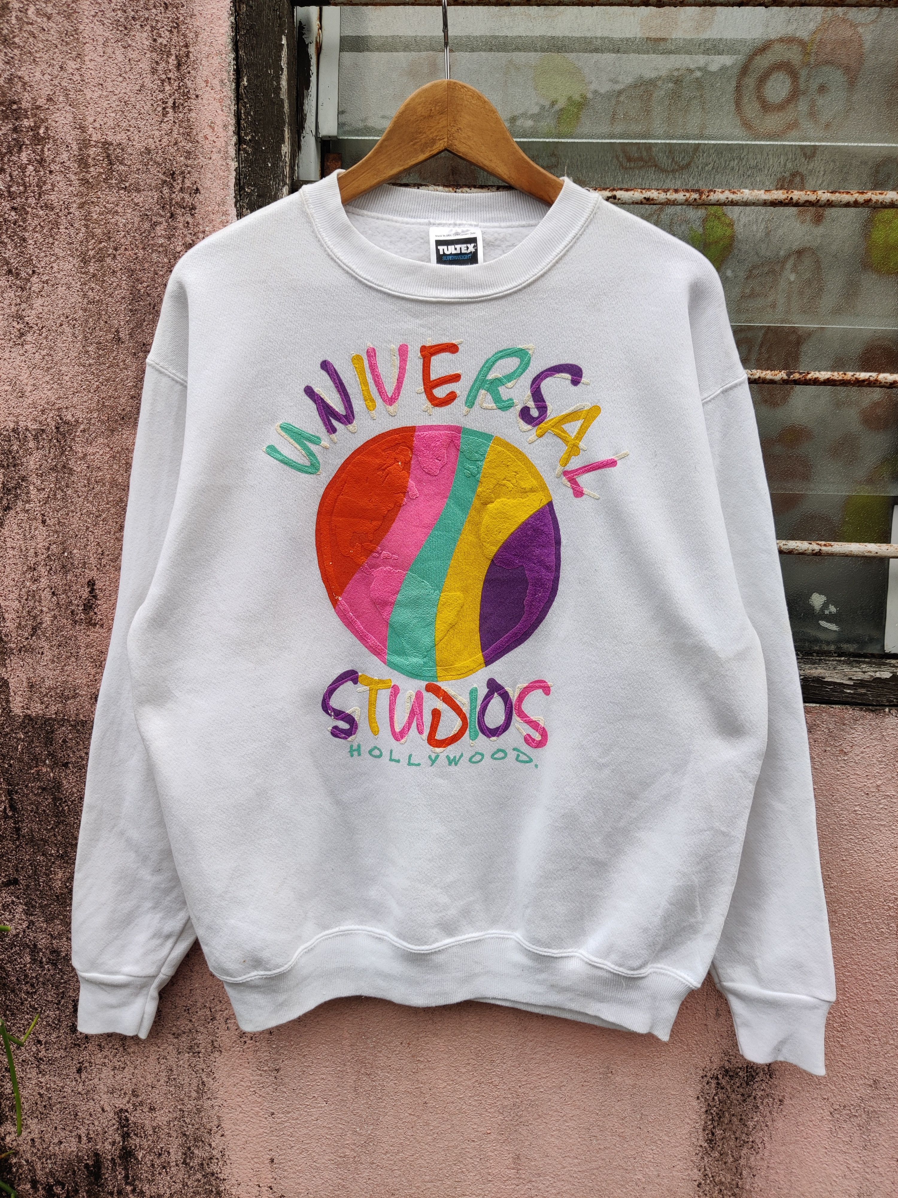 Universal Studios Vintage Universal Studio Hollywood Big Logo Sweatshirt Size US M / EU 48-50 / 2 - 2 Thumbnail