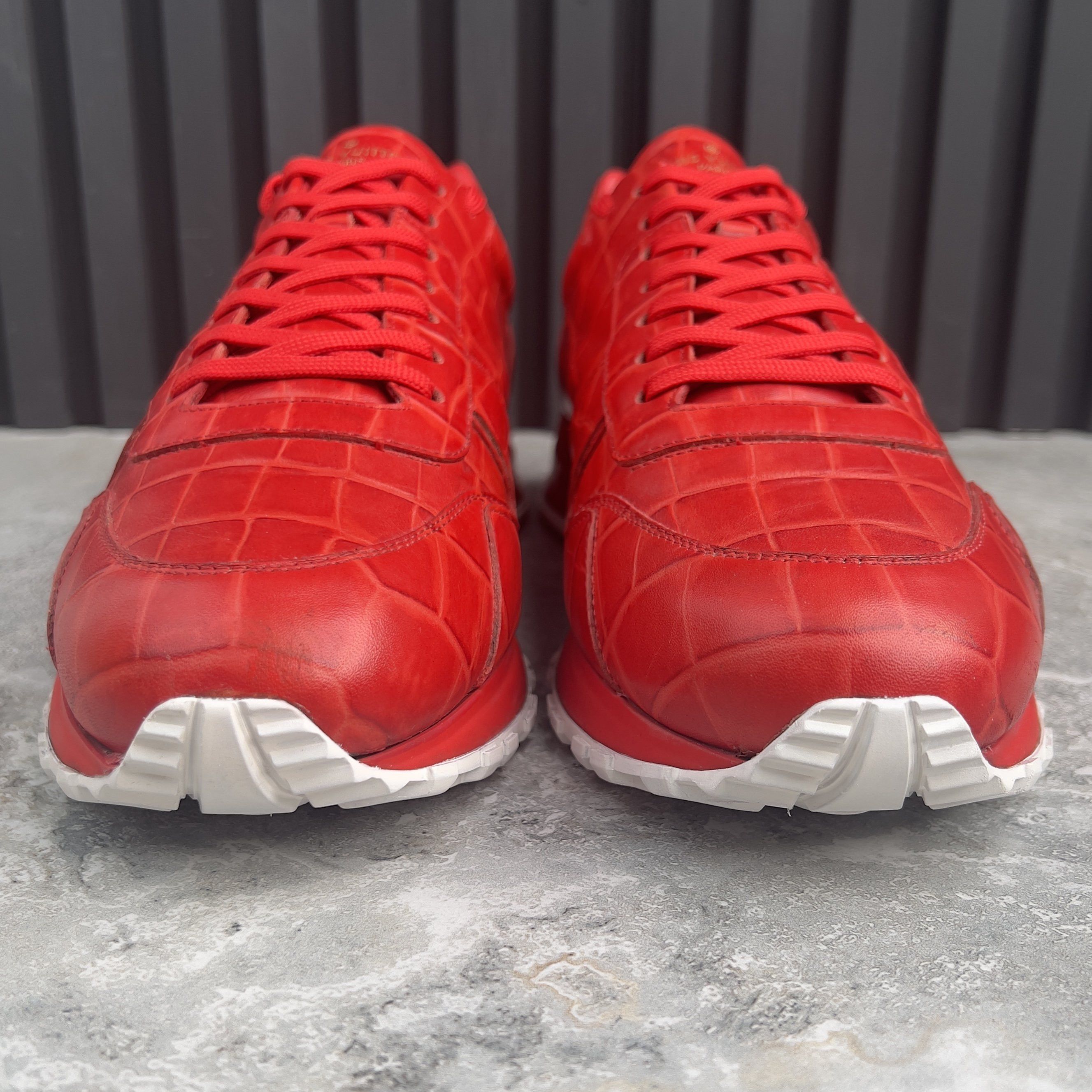 Louis Vuitton Run Away Sneakers Red Pattern Crocodile Leather Size US 9.5 / EU 42-43 - 5 Thumbnail