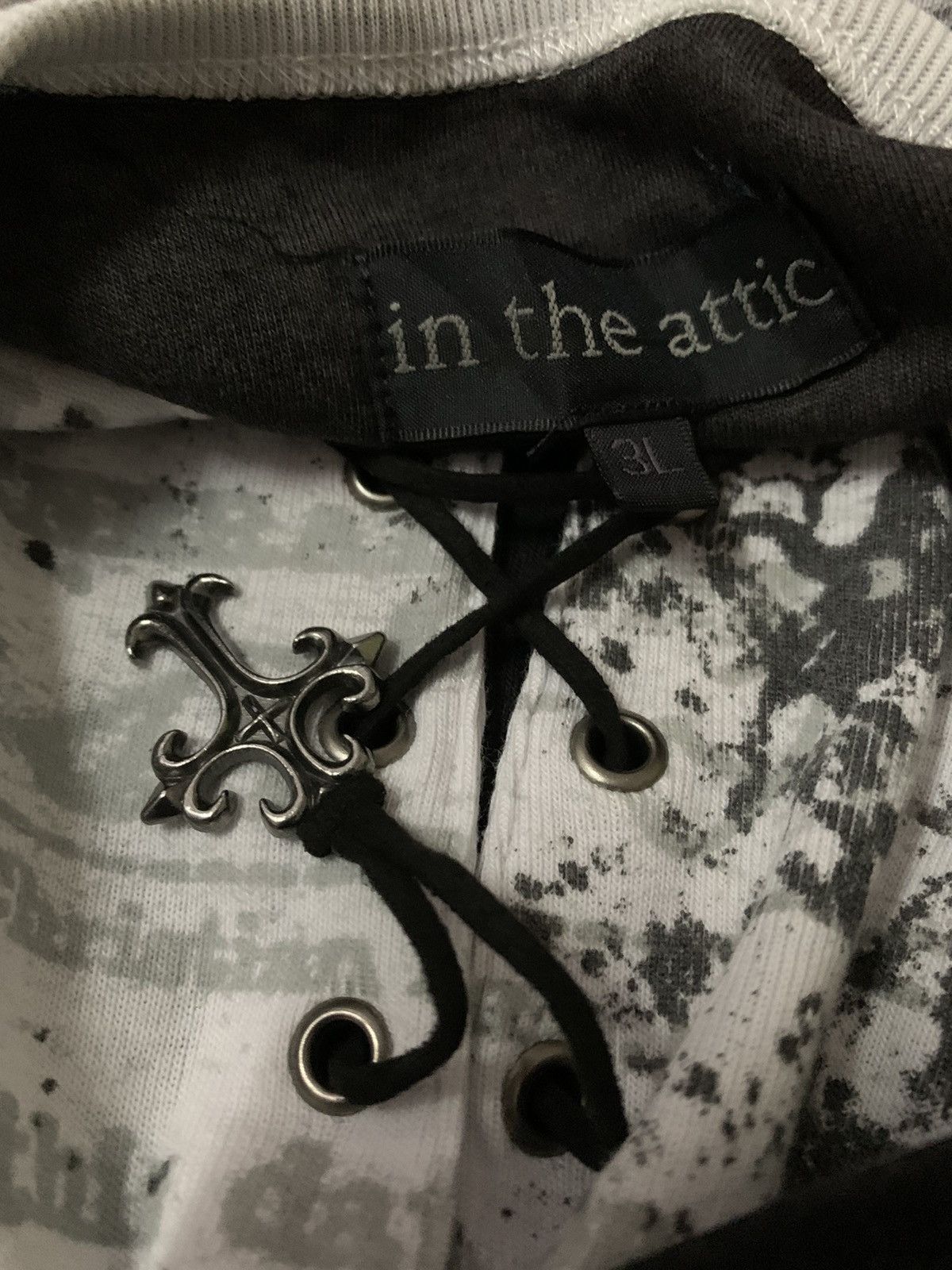 In The Attic 💥Final Drop💥Vtg Japanese In The Attic Art Shirt Size US XXL / EU 58 / 5 - 7 Thumbnail
