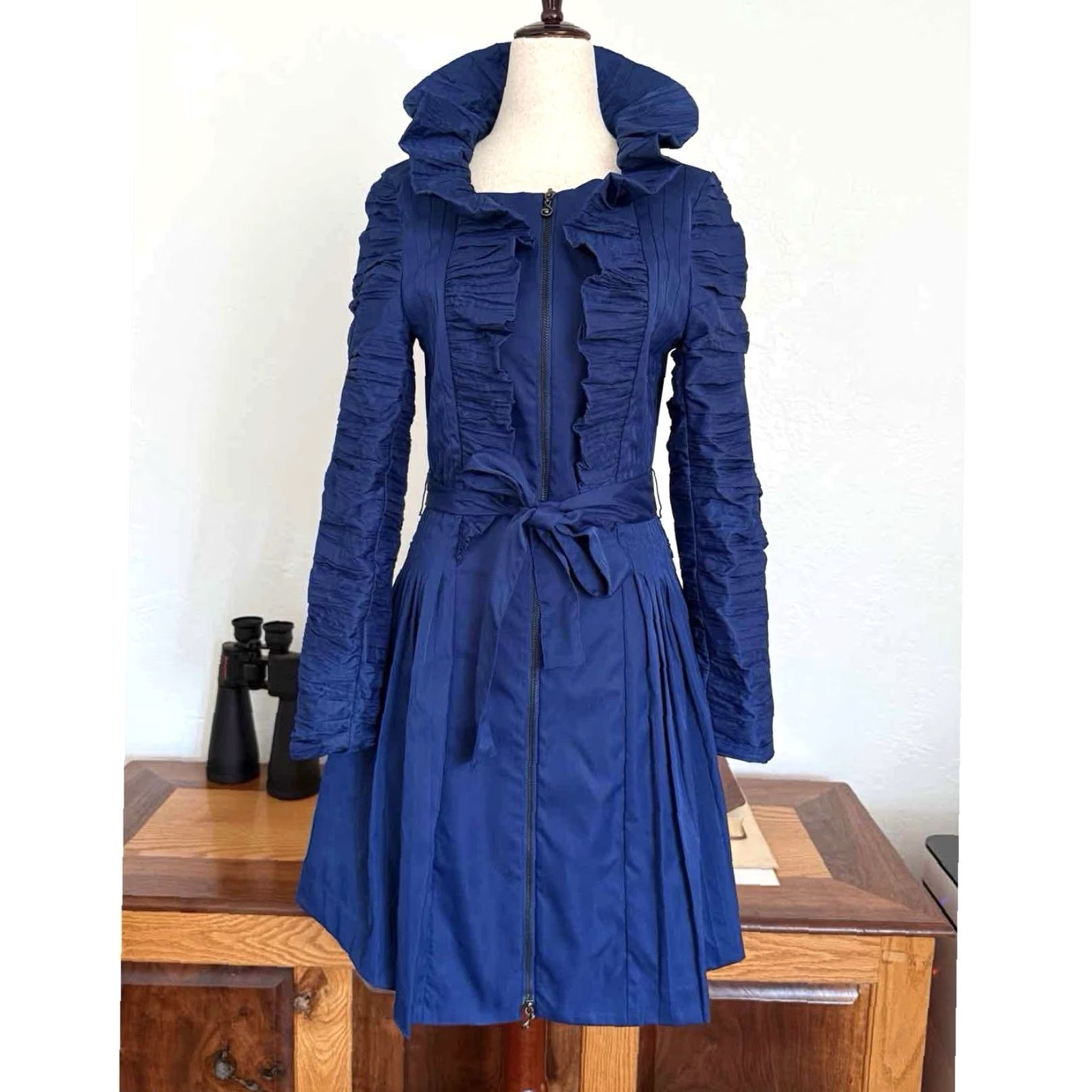 Vintage **Blue Ruched Samuel Dong Full-Zipper XS Dress Jacket** New title: **Blue Ruched Samuel Dong Full-Zipper XS Dress Jacket** Size XS / US 0-2 / IT 36-38 - 2 Thumbnail