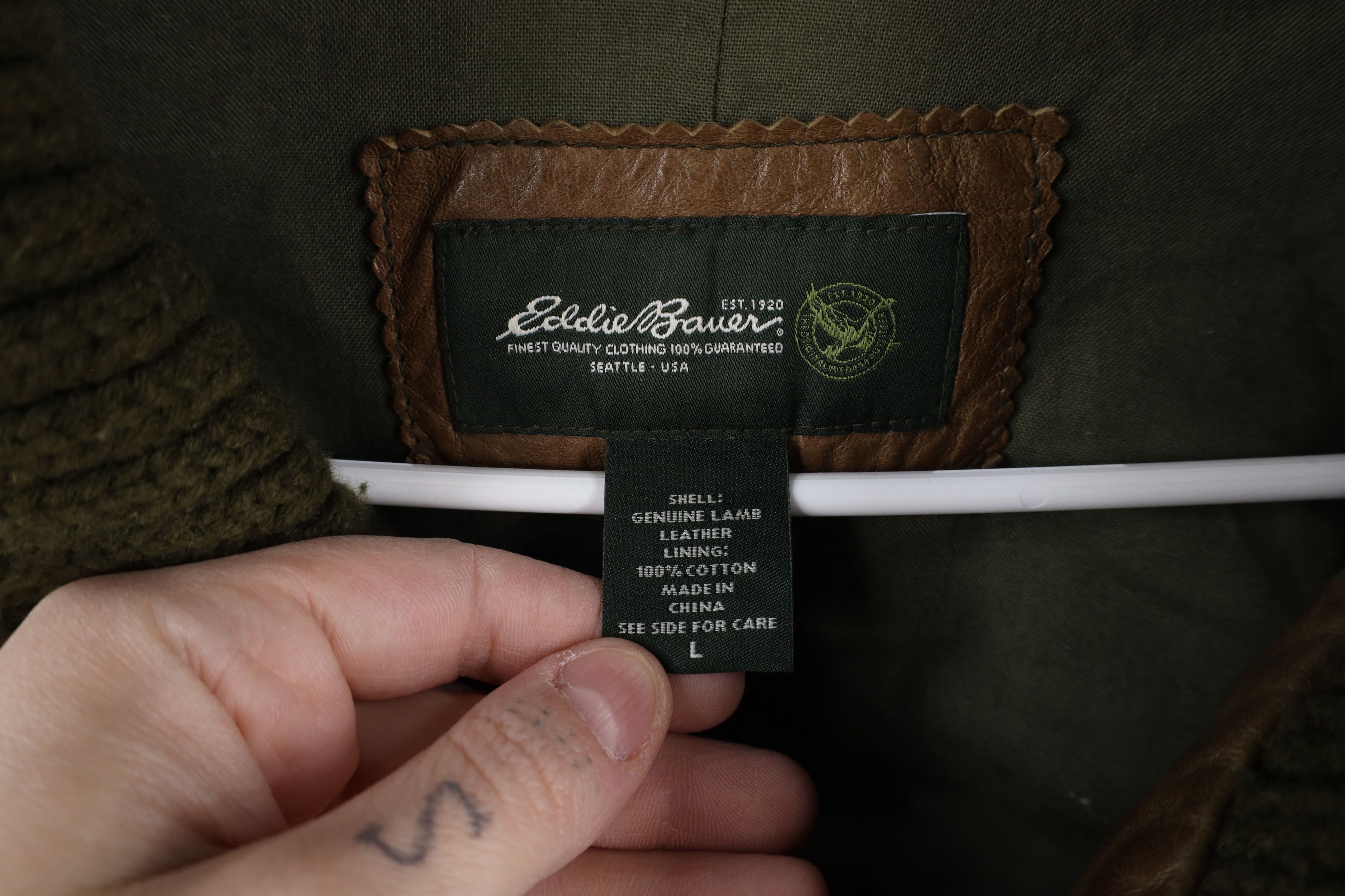 Eddie Bauer × Vintage Vintage Eddie Bauer Soft Lamb Leather Bomber Jacket Green Size L / US 10 / IT 46 - 10 Thumbnail