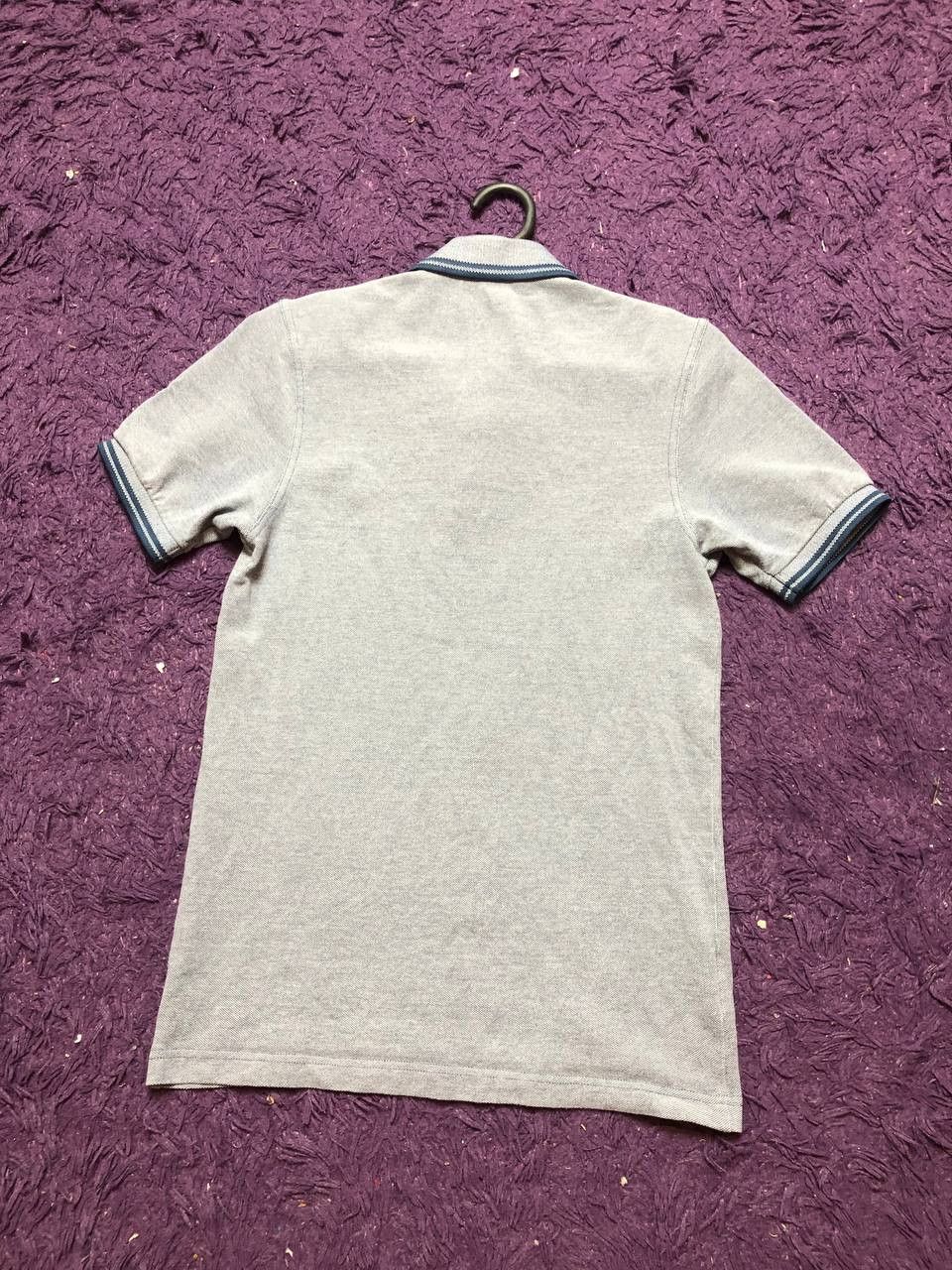 Fred Perry Vintage logo Fred Perry T-shirt Y2K polo slim fit size XS Size US XS / EU 42 / 0 - 11 Thumbnail