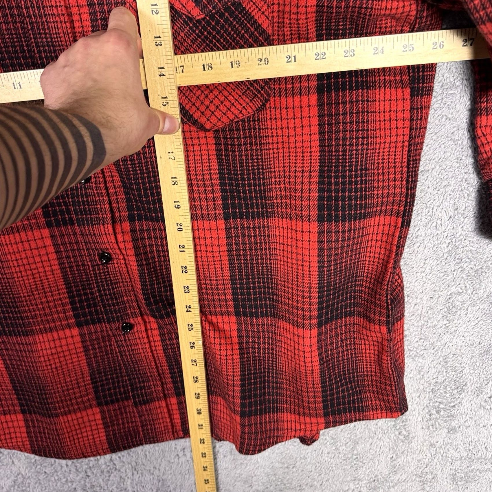 Vintage VINTAGE OshKosh Flannel Shirt Mens XL Red Buffalo Plaid Heavyweight 90s Button-Up Size US XL / EU 56 / 4 - 7 Thumbnail