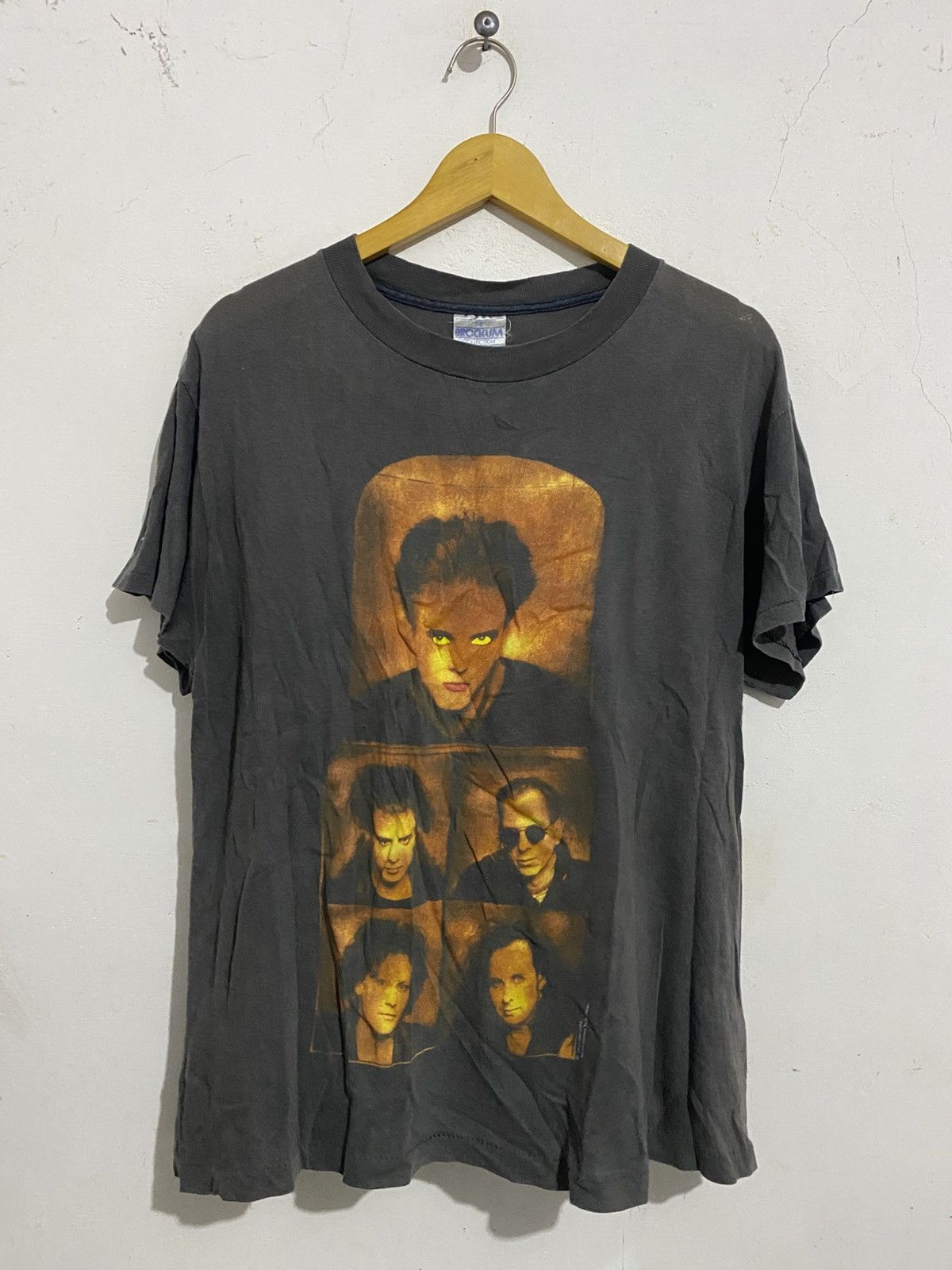 Vintage The Cure 1992 Wish Album Promo tee Size US M / EU 48-50 / 2 - 1 Thumbnail