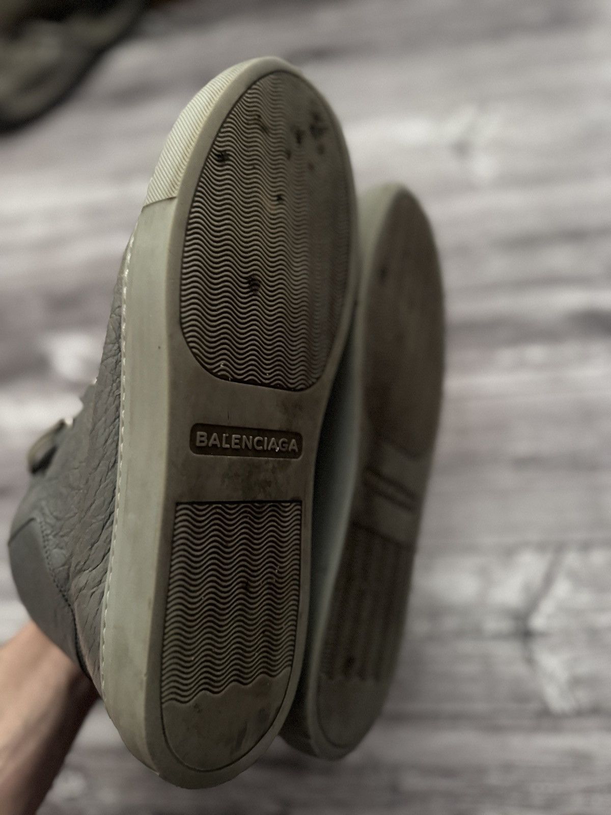 Balenciaga Balenciaga Arena High Top Sneakers Khaki Size 42 Size US 9 / EU 42 - 7 Thumbnail