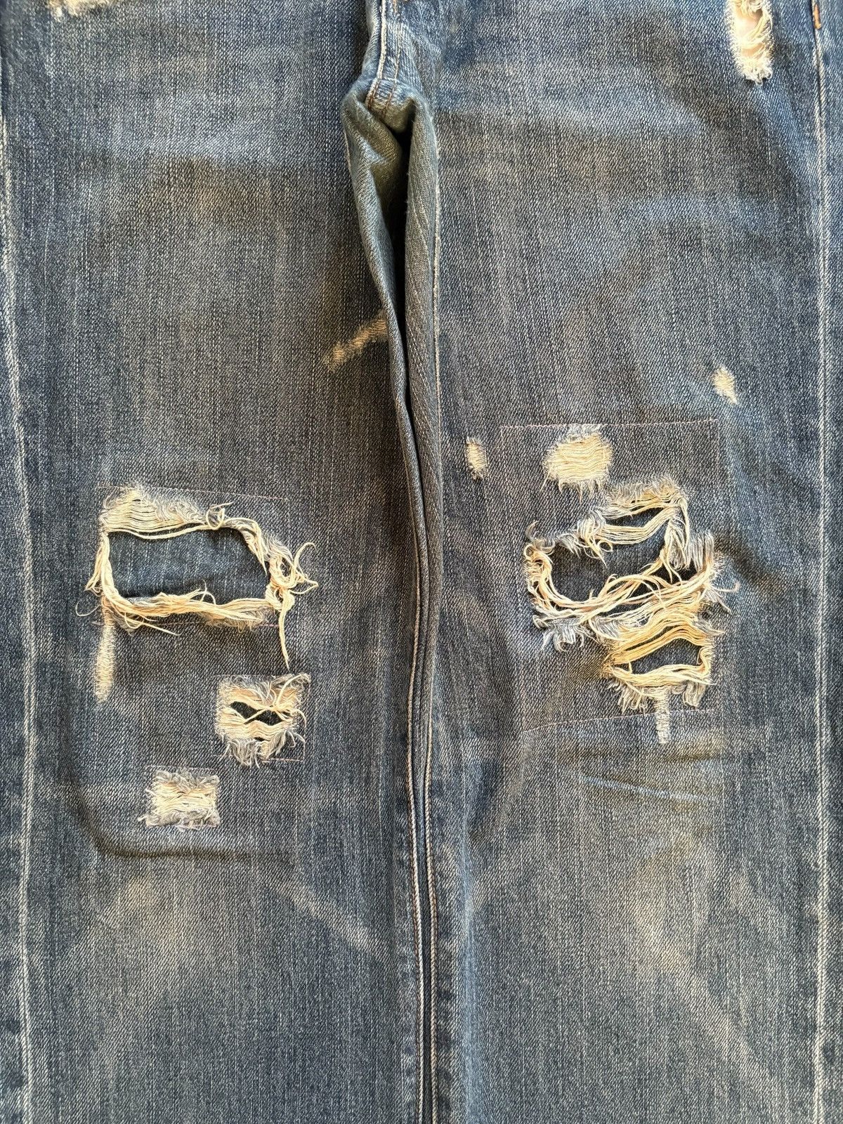 GU Vintage GU Mud Wash Distressed Ripped Loose Jeans Size US 35 - 5 Thumbnail