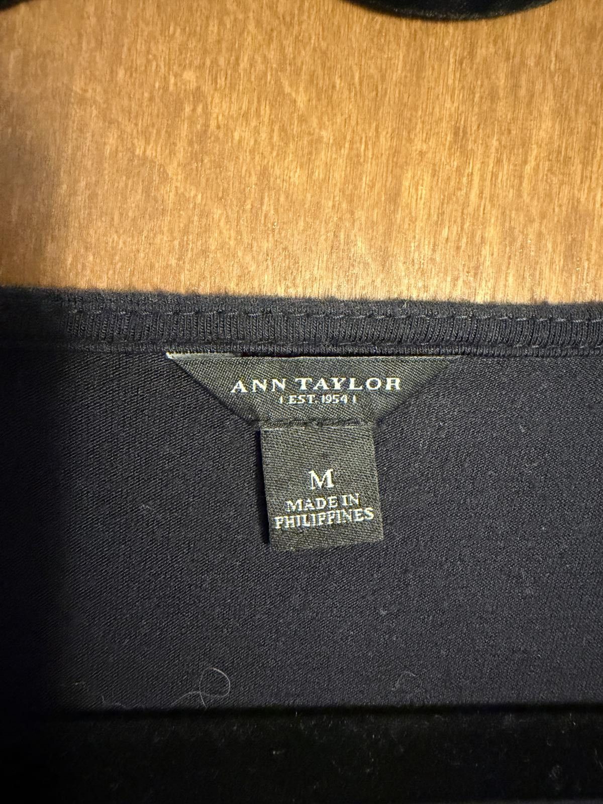 Ann Taylor Ann Taylor Sleeveless Patterned Top Size M Size M / US 6-8 / IT 42-44 - 2 Thumbnail