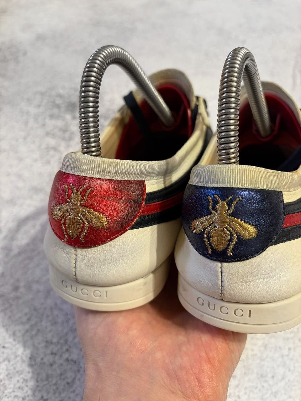 Gucci Gucci Falacer Hebron Bee Embroidery Leather Low Top Sneakers Size US 7 / EU 40 - 9 Thumbnail
