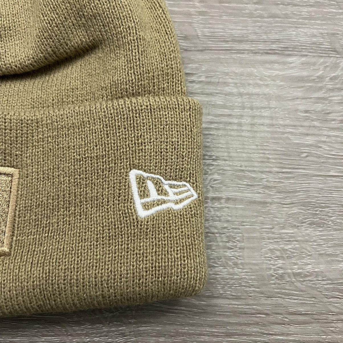 New Era × Supreme Supreme New Era Box Logo Beanie FW23 Sand Size ONE SIZE - 4 Thumbnail