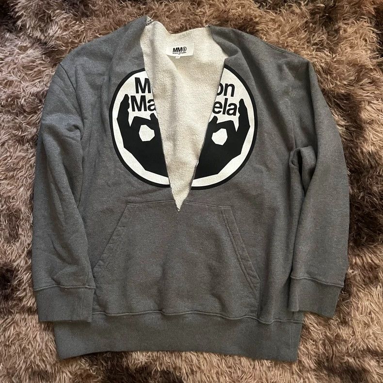 Maison Margiela Maison Margiela Logo printed pullover sweatshirt fake two-p Size US S / EU 44-46 / 1 - 4 Thumbnail