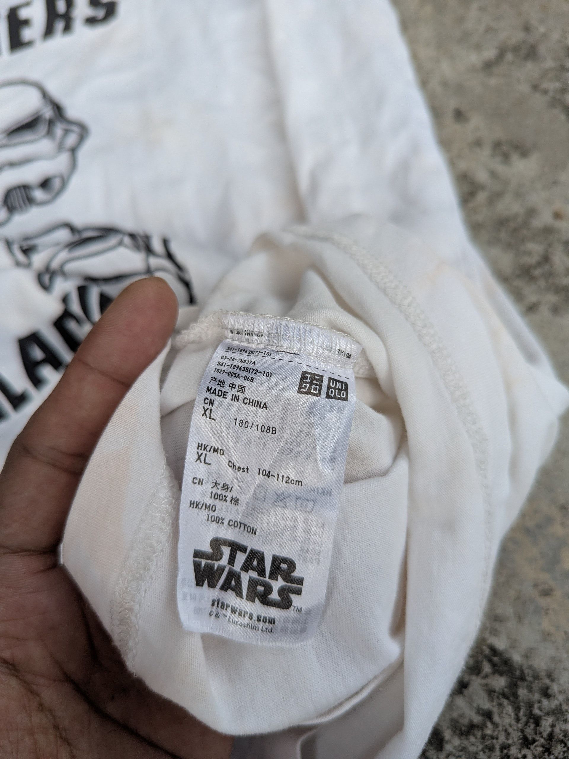 Star Wars × Uniqlo Uniqlo Star Wars Elite Soldier Of The Galactic Empire Size US M / EU 48-50 / 2 - 7 Thumbnail