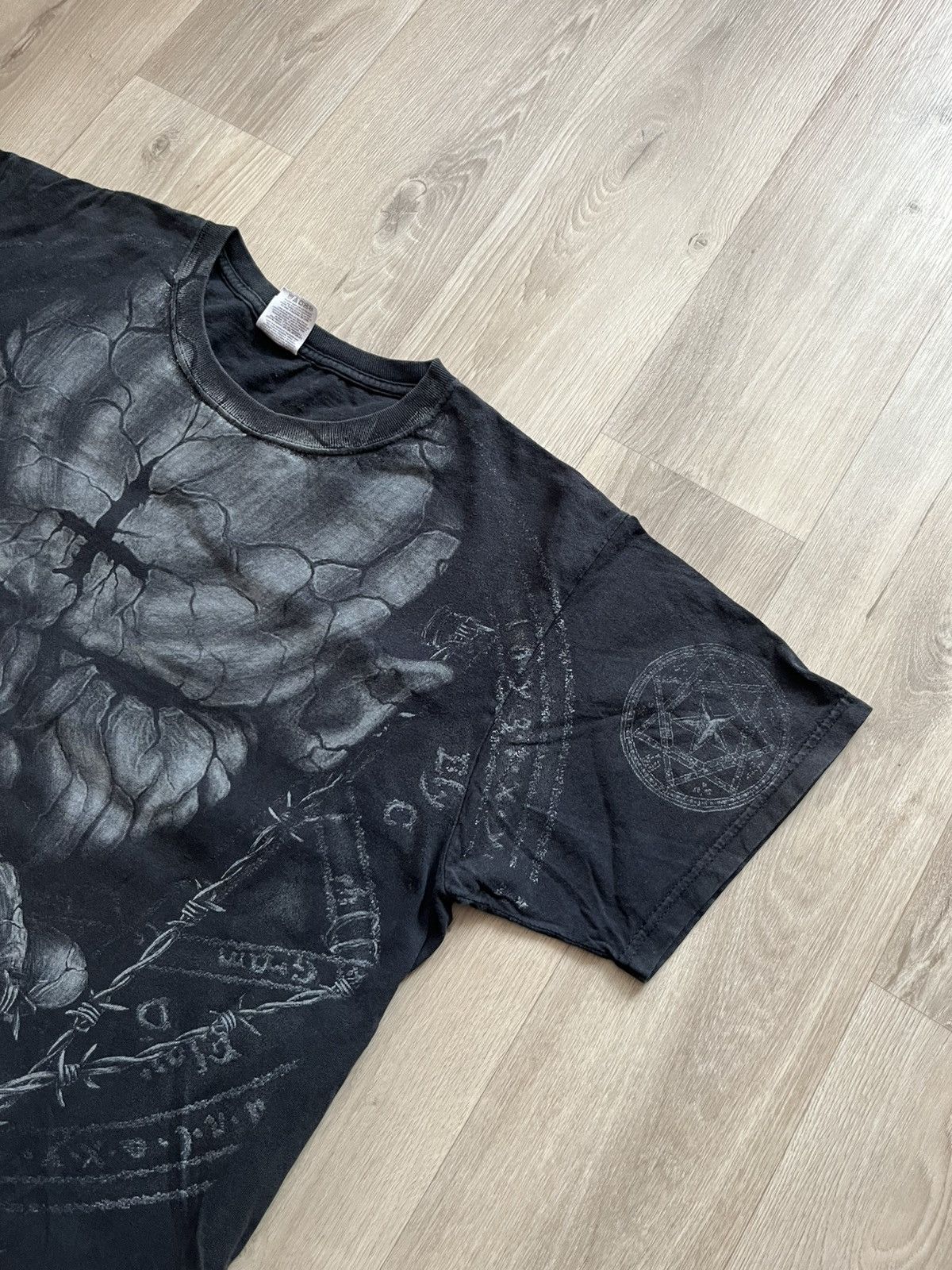 Vintage Rare Gothic Darkwear Skull & Pentagram Tee Size US L / EU 52-54 / 3 - 2 Thumbnail