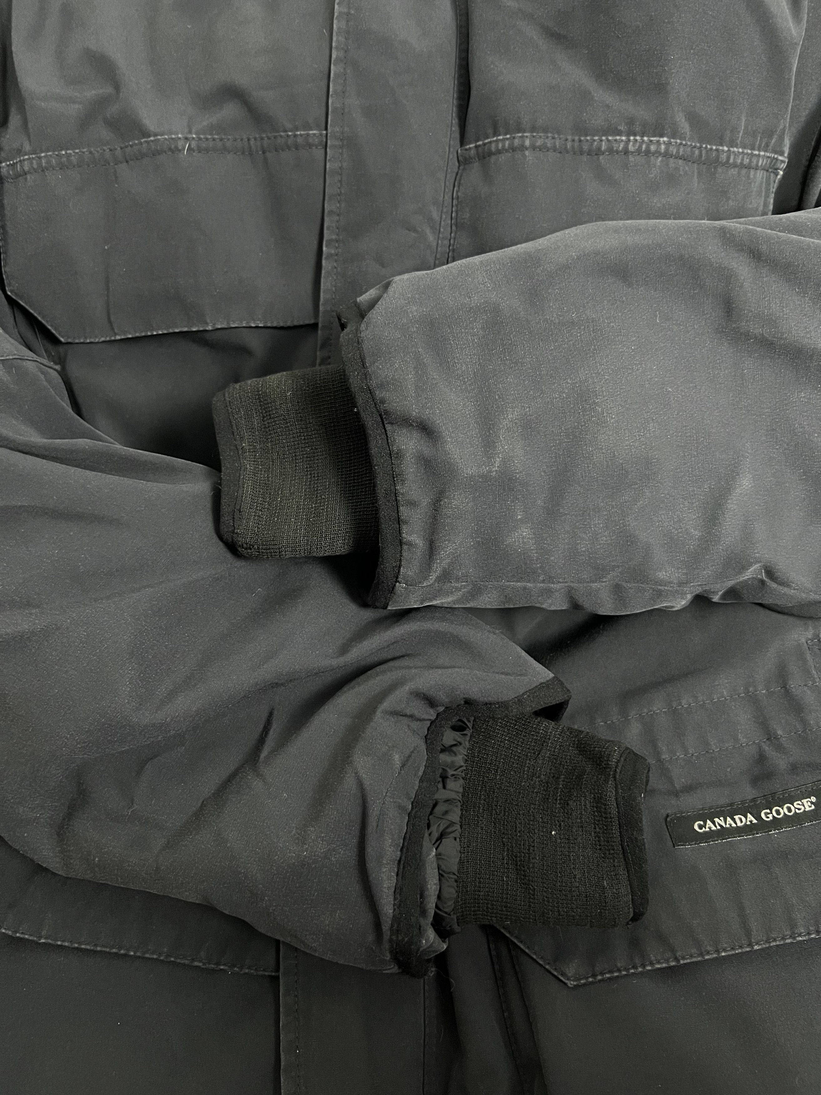 Canada Goose Canada Goose expidition parka size M-L Size US M / EU 48-50 / 2 - 10 Thumbnail