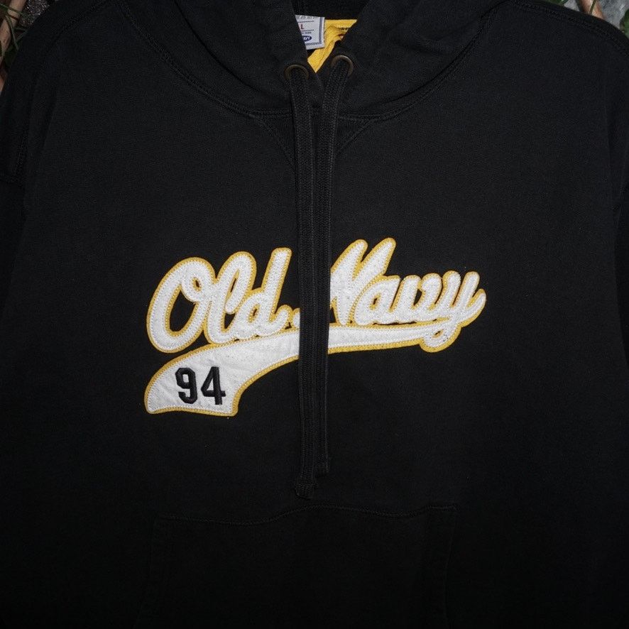 Old Navy Large - Vintage Y2K Old Navy 94 embroider heavy 2000s hoodie Size US L / EU 52-54 / 3 - 2 Thumbnail