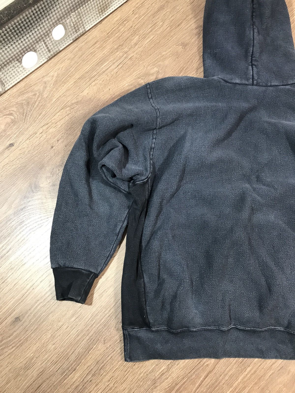 Carhartt × Vintage Vintage Carhartt Hoodie Graphite Size US M / EU 48-50 / 2 - 8 Thumbnail