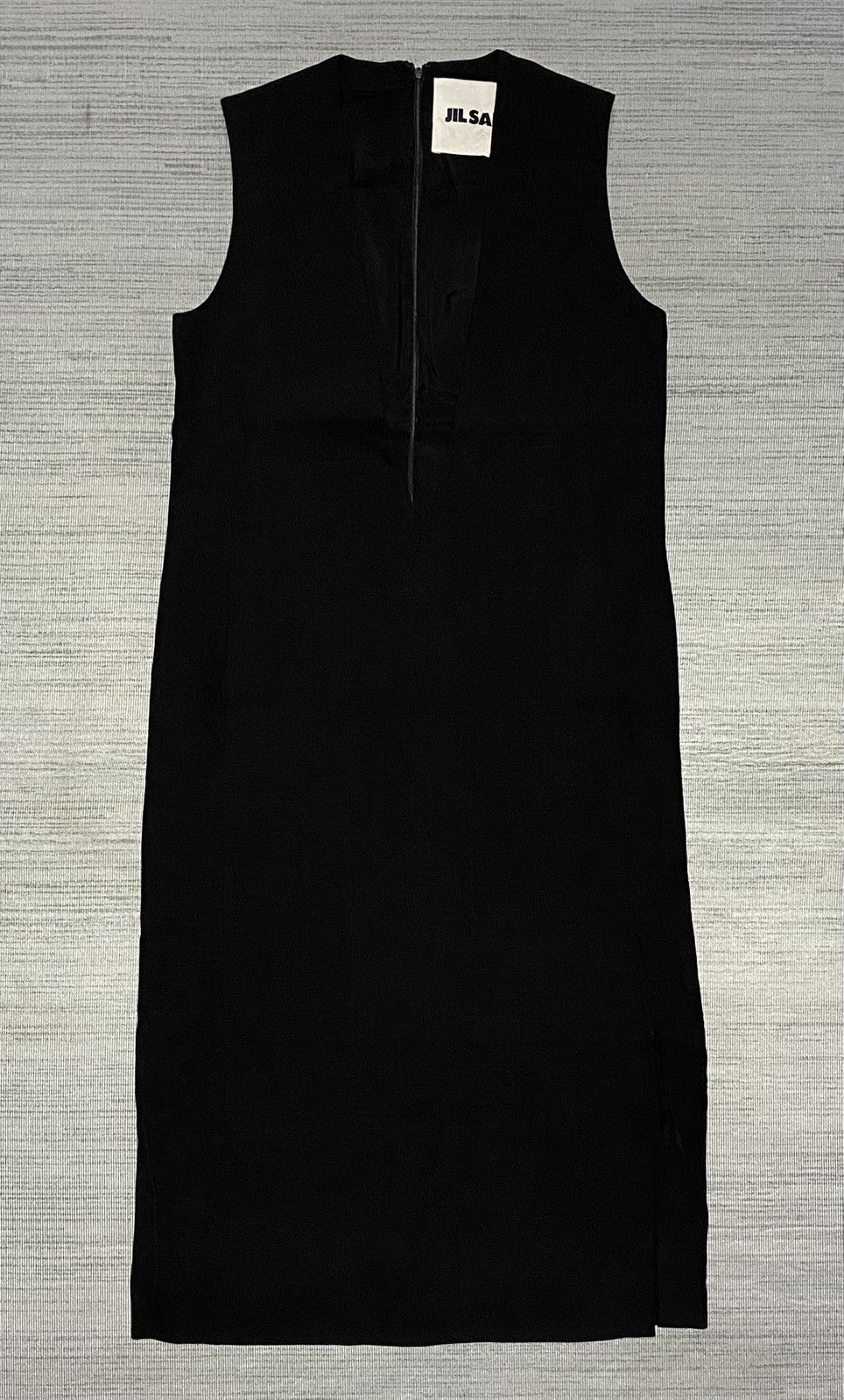 Jil Sander Jil Sander Interlock Deep V Neck Midi Dresses Size M / US 6-8 / IT 42-44 - 1 Thumbnail