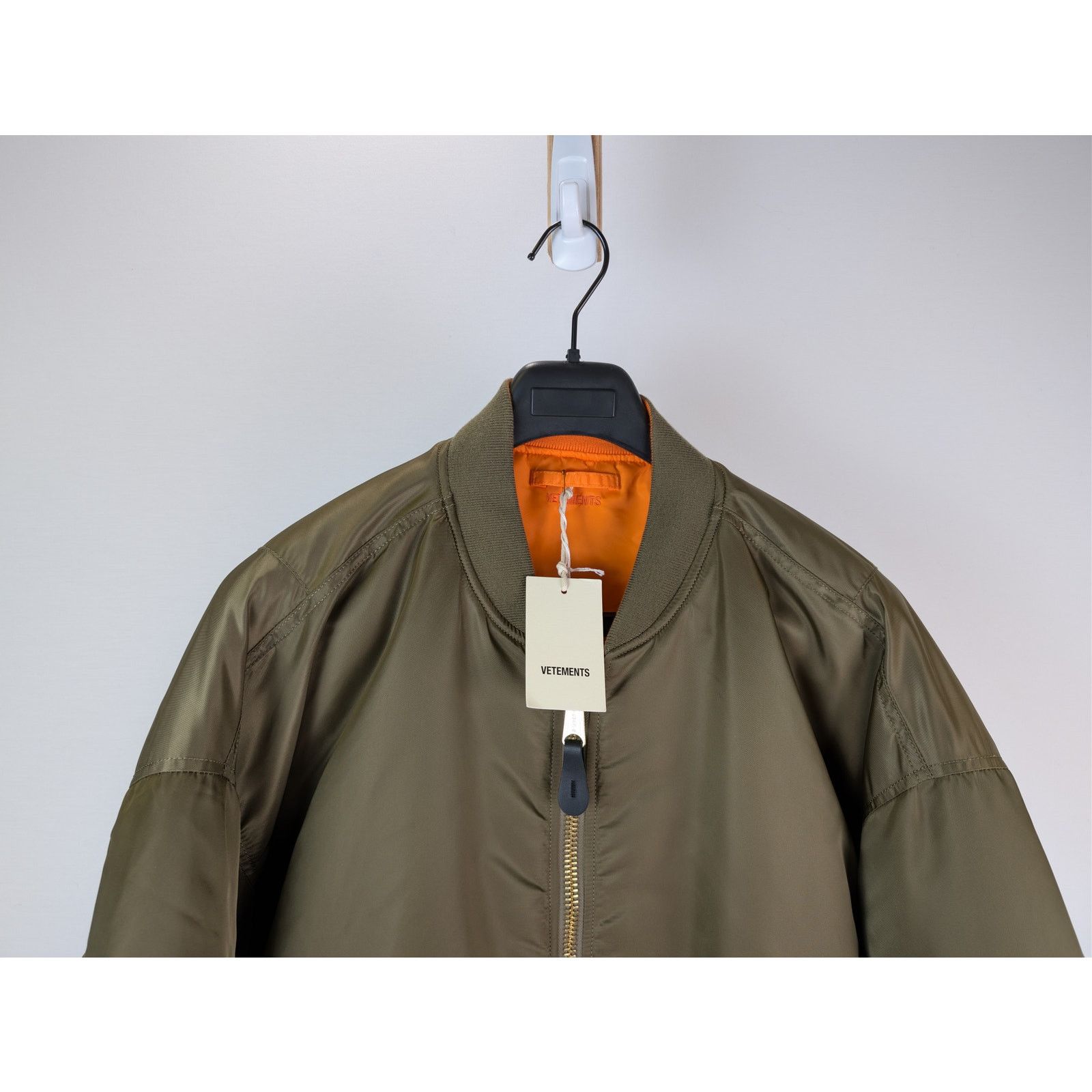 Vetements o1rshd1 Cargo Bomber Jacket in Green Size US M / EU 48-50 / 2 - 3 Thumbnail