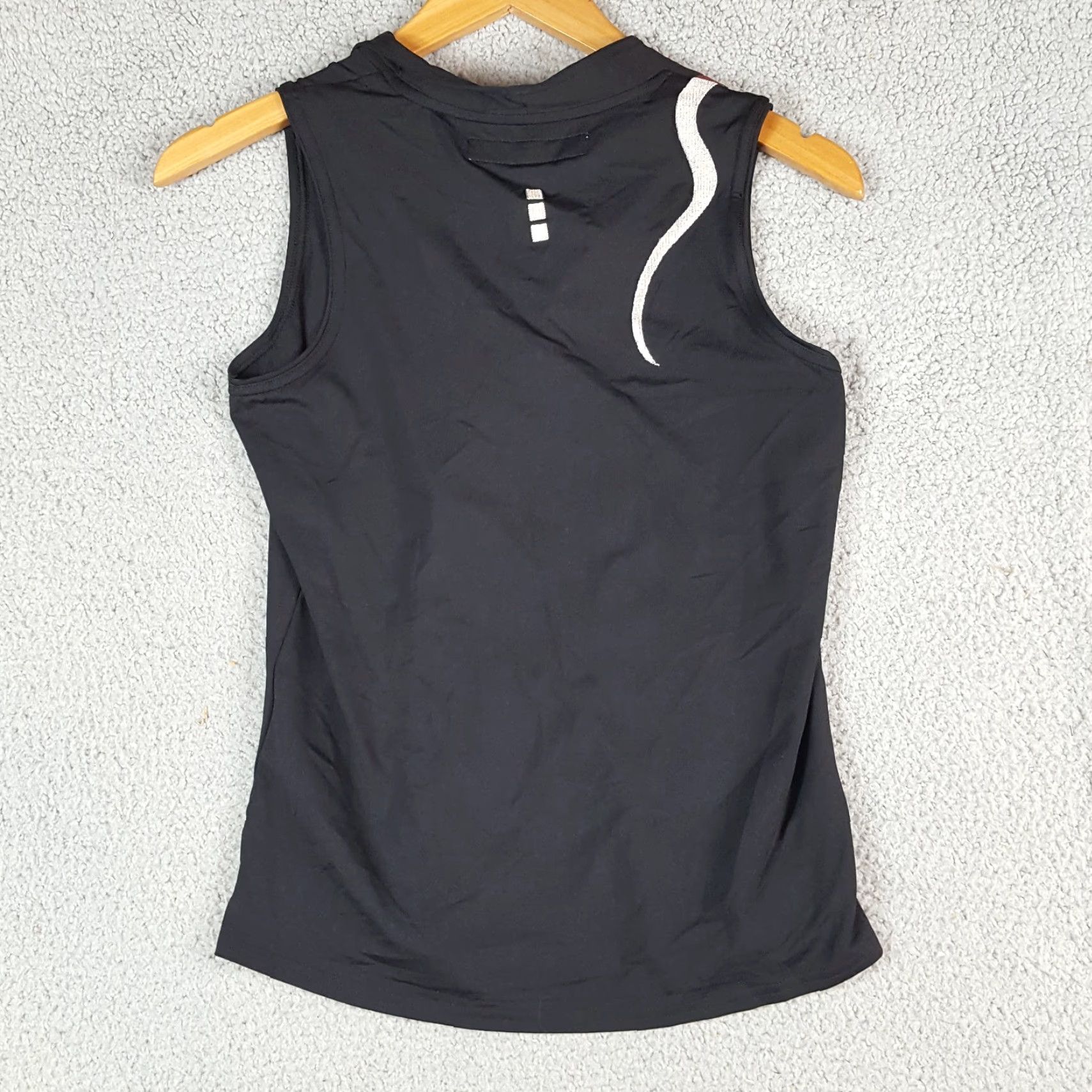 Vintage VINTAGE Jamie Sadock Golf Tank Top Women’s Size S Petite Sleeveless Black Y2K Preppy Art T Shirt (90s, Outdoor, Retro, Sports) Mens Womens Boys Girls Size S / US 4 / IT 40 - 5 Thumbnail