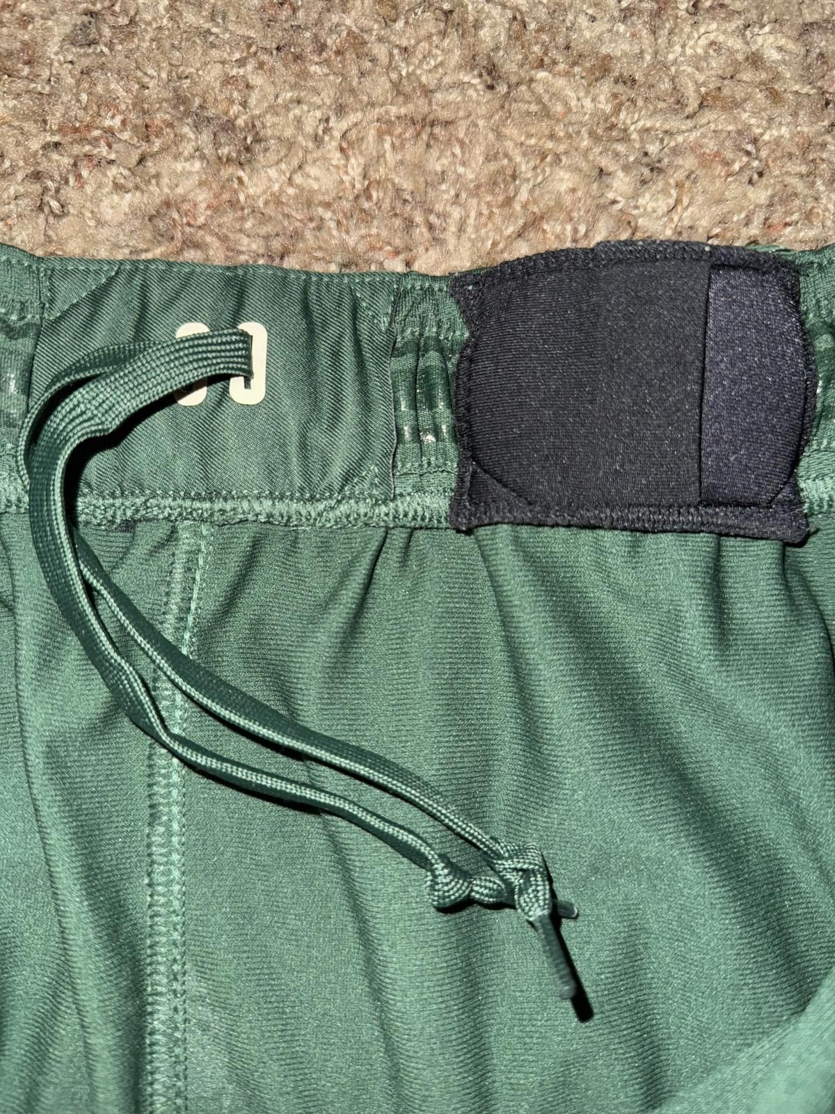 Nike Nike Men’s Authentic Milwaukee Bucks Shorts Team Issue Pro NBA Basketball Shorts Size US 36 / EU 52 - 6 Thumbnail
