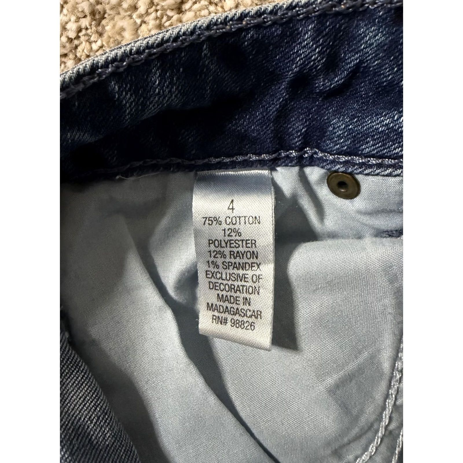 The Mountain Blue Mountain Jeans Women 4 Blue Straight Leg Regular Fit Denim 28x30 Size 27" / US 4 / IT 40 - 6 Thumbnail