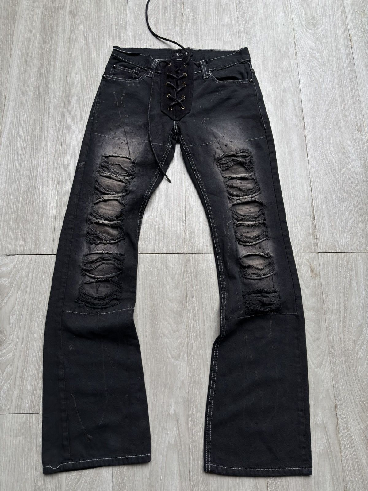 Japanese Brand KUI distressed mudwash flare jeans Size US 28 / EU 44 - 1 Thumbnail