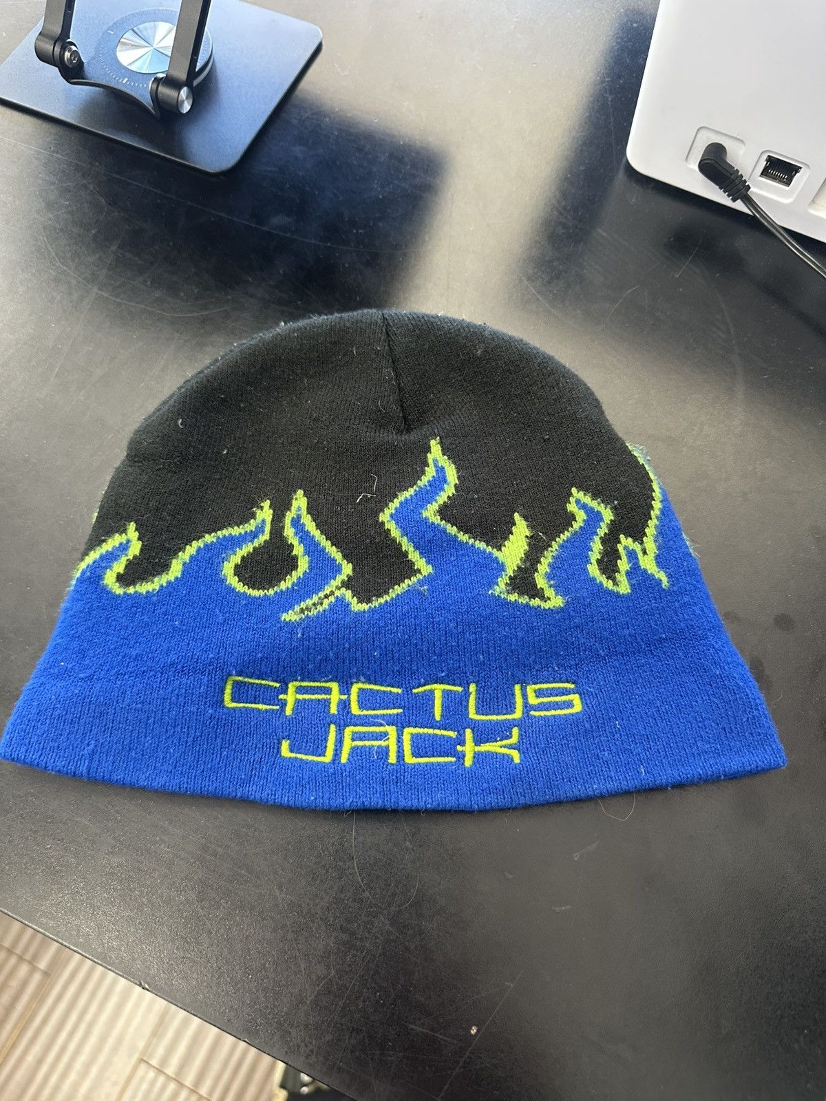 Travis Scott Travis Scott CJ digital logo cactus Jack beanie FLAMES BLUE Size ONE SIZE - 1 Thumbnail