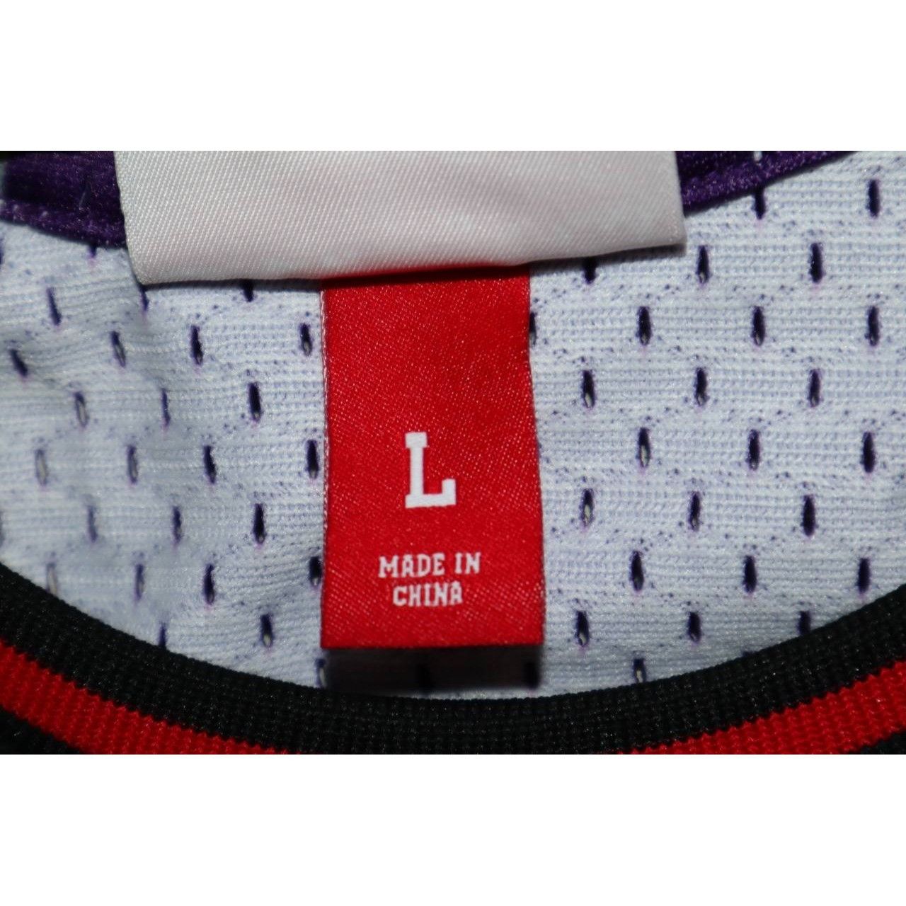 Mitchell & Ness Vince Carter #15 Toronto Raptors 1998-99 Mitchell & Ness Size US L / EU 52-54 / 3 - 4 Thumbnail