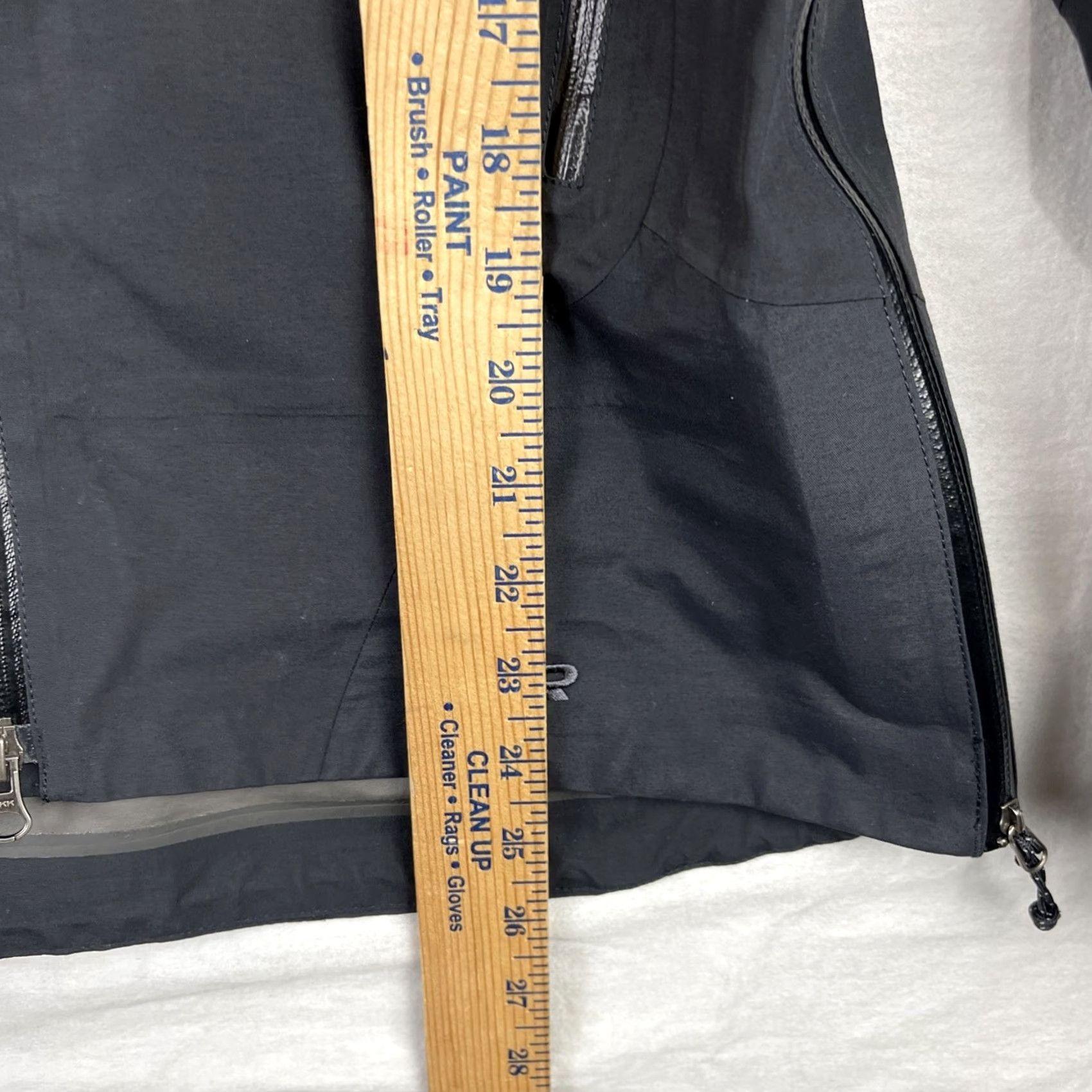 Outdoor Research Outdoor Research Jacket Womens Medium Black Hooded Zip Up Waterproof Taped Seams Size M / US 6-8 / IT 42-44 - 6 Thumbnail
