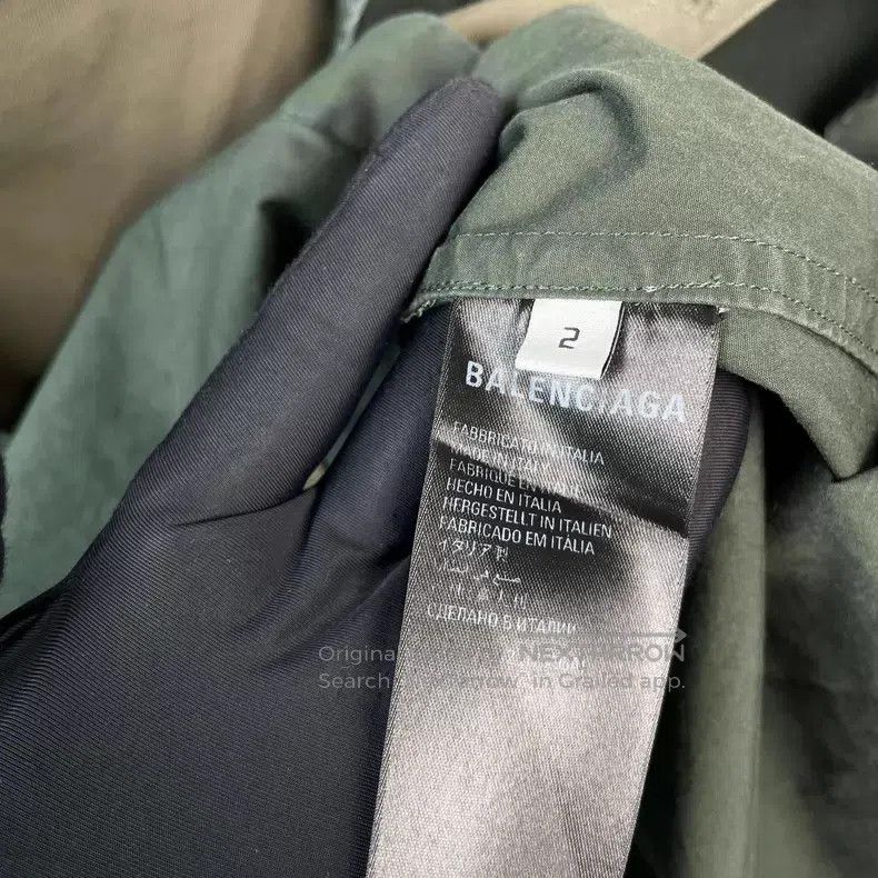 Balenciaga Balenciaga Green pieced chest pocket patchwork long-sleeve Size US M / EU 48-50 / 2 - 8 Thumbnail