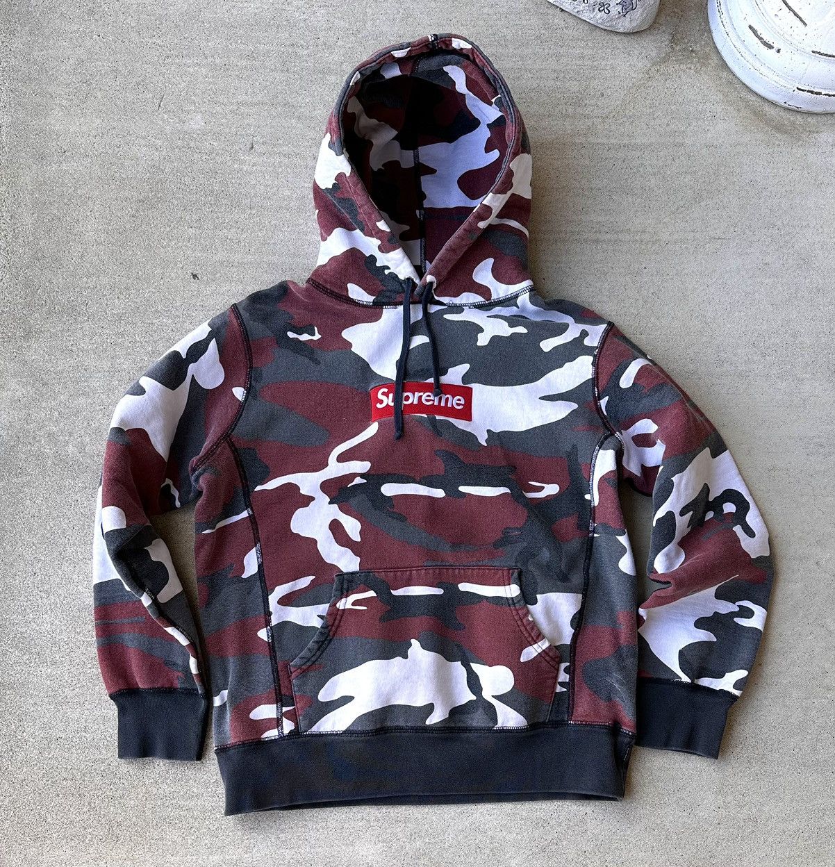 Supreme red camo hoodie sale