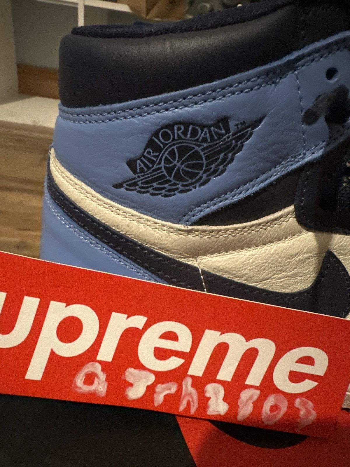 Jordan Brand × Nike Jordan 1 Retro High Obsidian UNC Size US 12 / EU 45 - 9 Thumbnail
