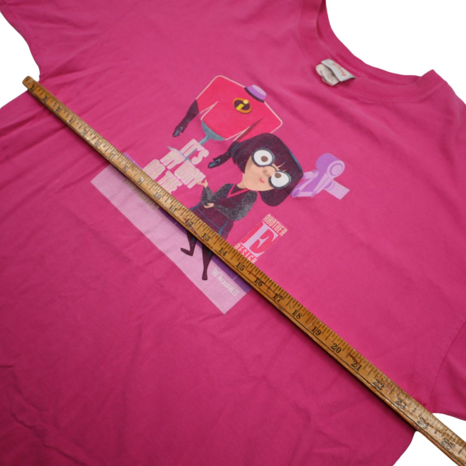 Vintage Disney Pixars The Incredibles Edna Mode Graphic T