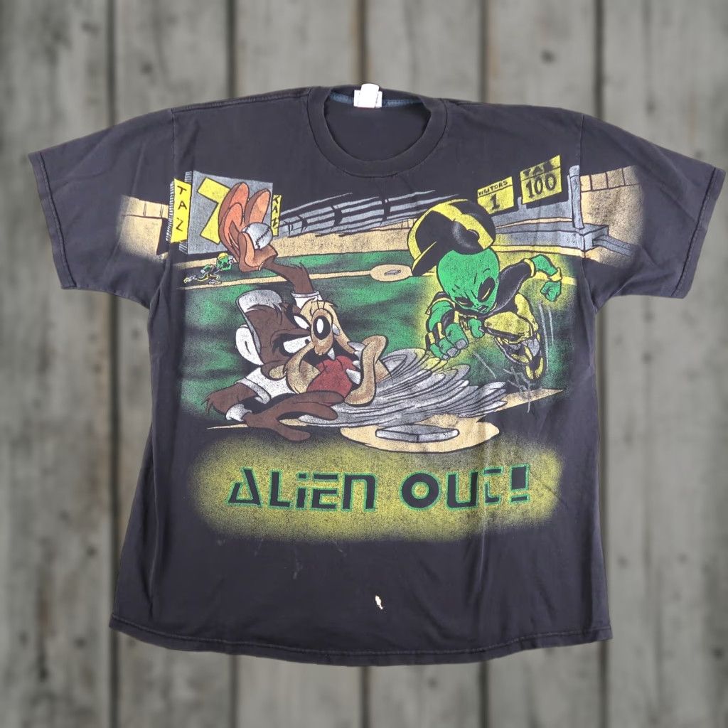 Vintage VTG 90s Looney Tunes Taz UFO Space XL AOP Shirt Mens Black Cotton 1996 USA Made Baseball Short Sleeve Crew Neck T-Shirt Graphics Size US XL / EU 56 / 4 - 1 Thumbnail