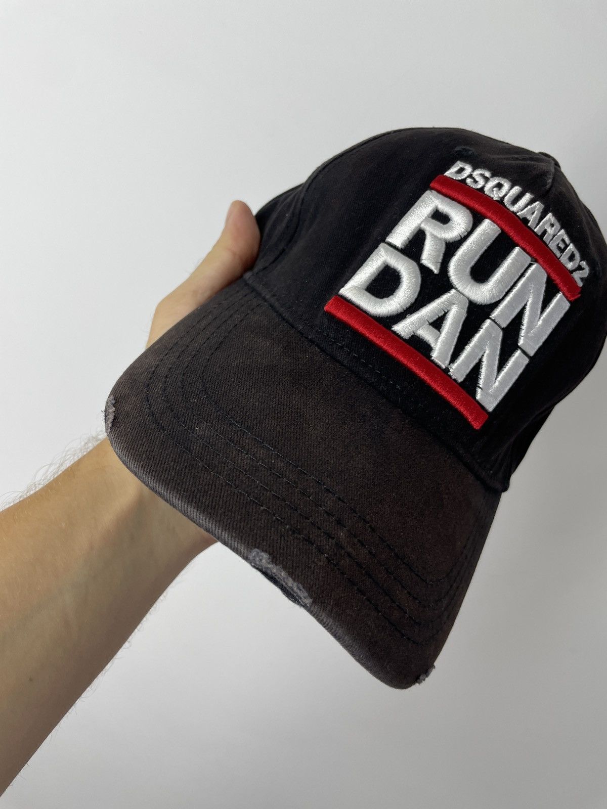 Dsquared2 Vintage Sun Faded Dsquared Run Dan cap Size ONE SIZE - 12 Thumbnail