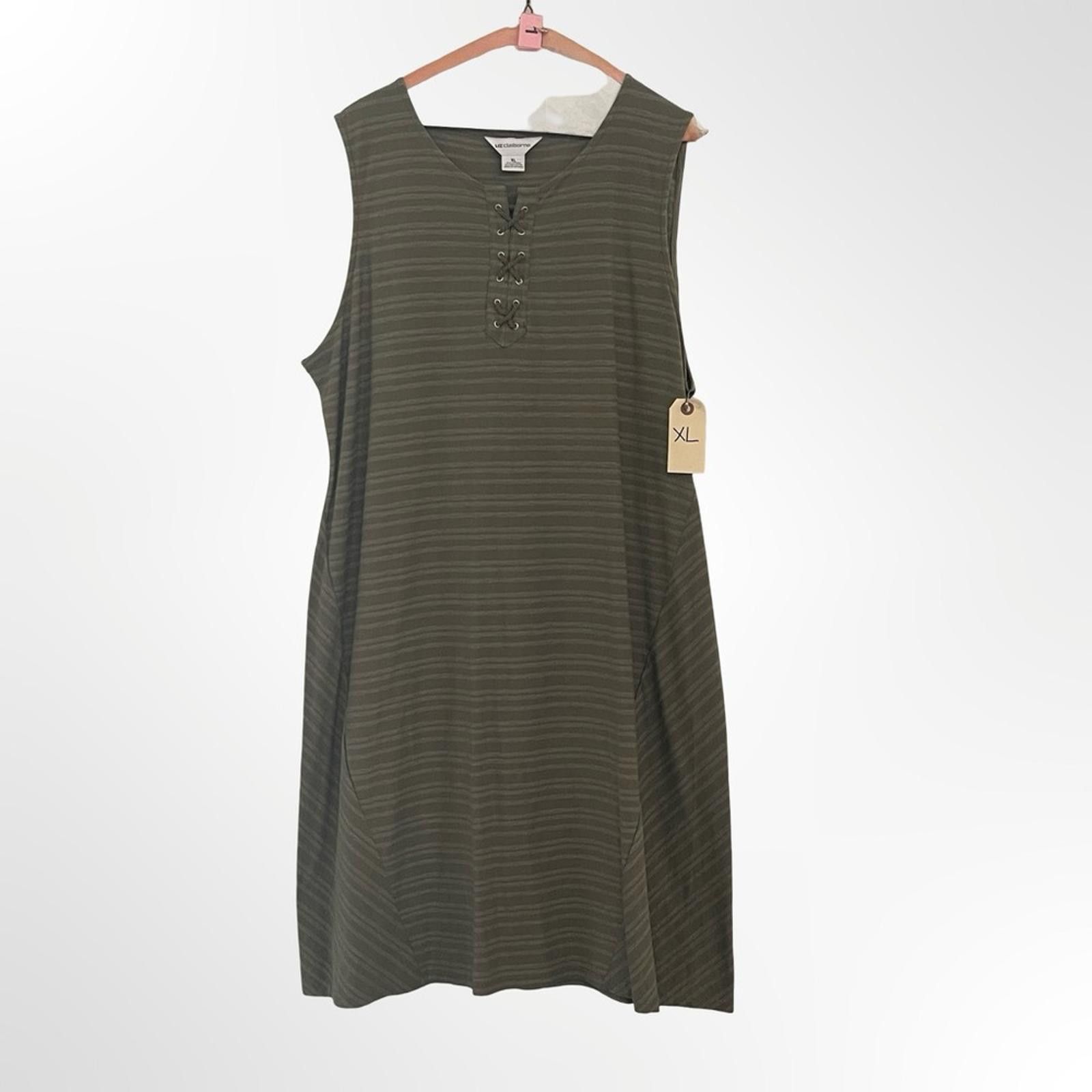 Other Liz Claiborne Olive Green Knit Top with V-Neck Size XL / US 12-14 / IT 48-50 - 2 Thumbnail