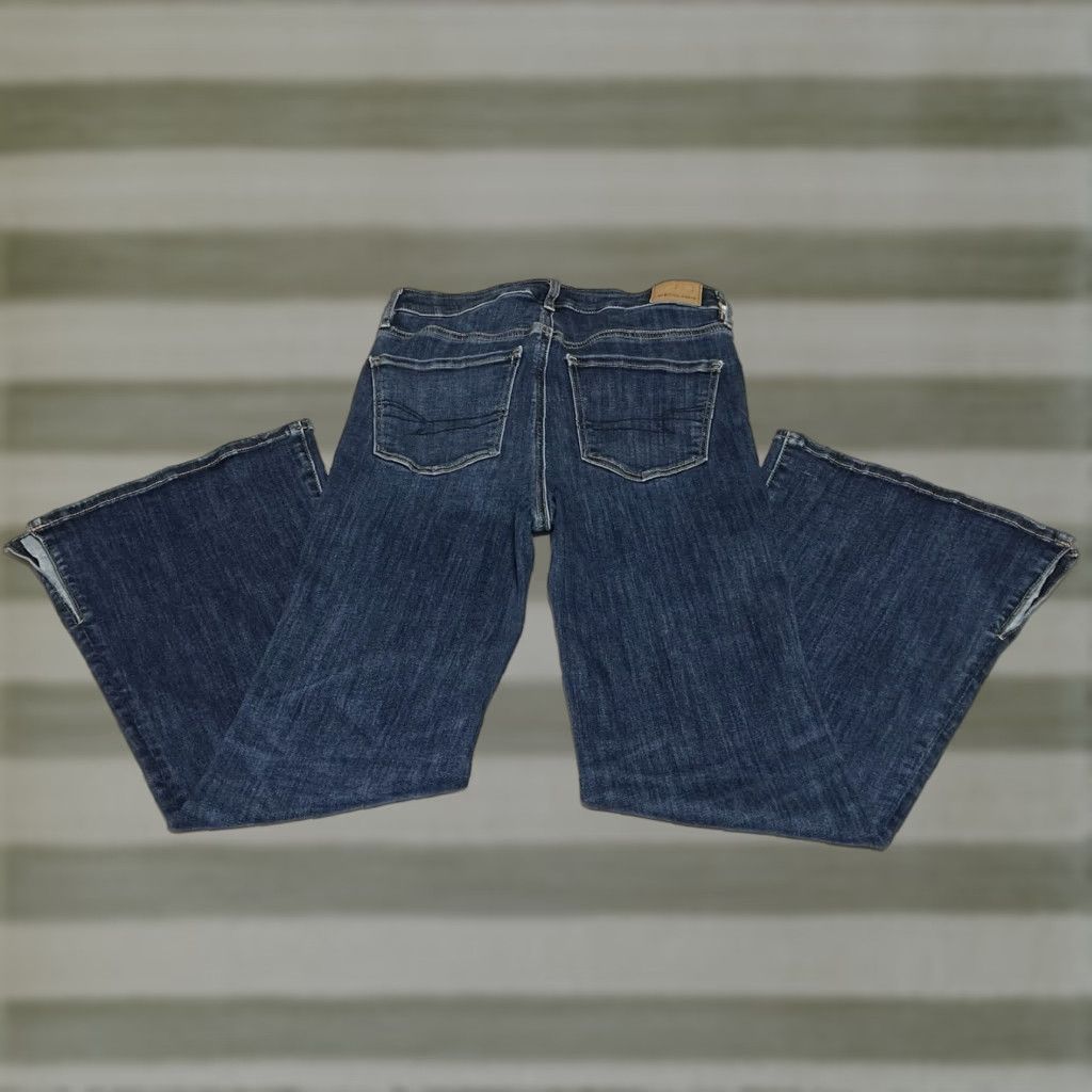 American Eagle Outfitters American Eagle Outfitters Jeans Womens 4 Short Flared Denim Stretch High Rise 27in Inseam Blue 26in Waist Slim Regular Pockets Logo Split Hem Size 27" / US 4 / IT 40 - 1 Thumbnail