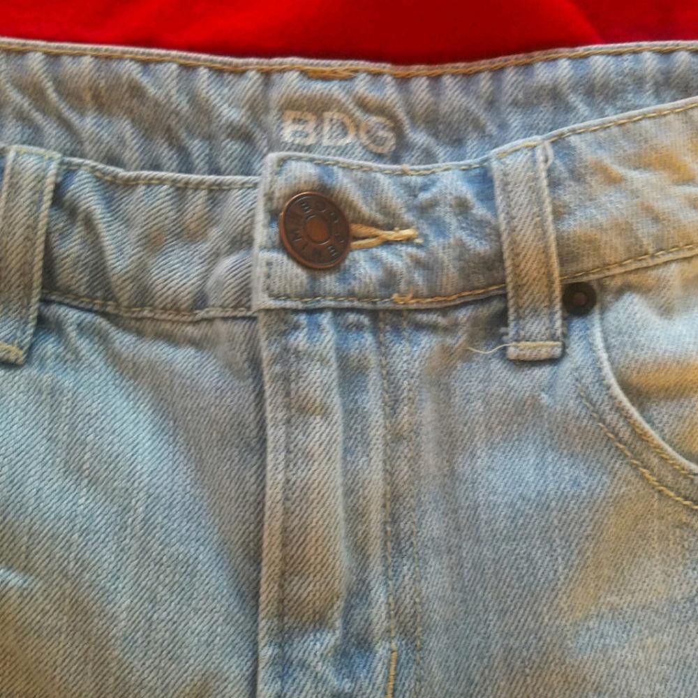 Bdg BDG Mid Rise Freja Vintage Fit Jean Shorts Size 26 Size 26" / US 2 / IT 38 - 3 Thumbnail