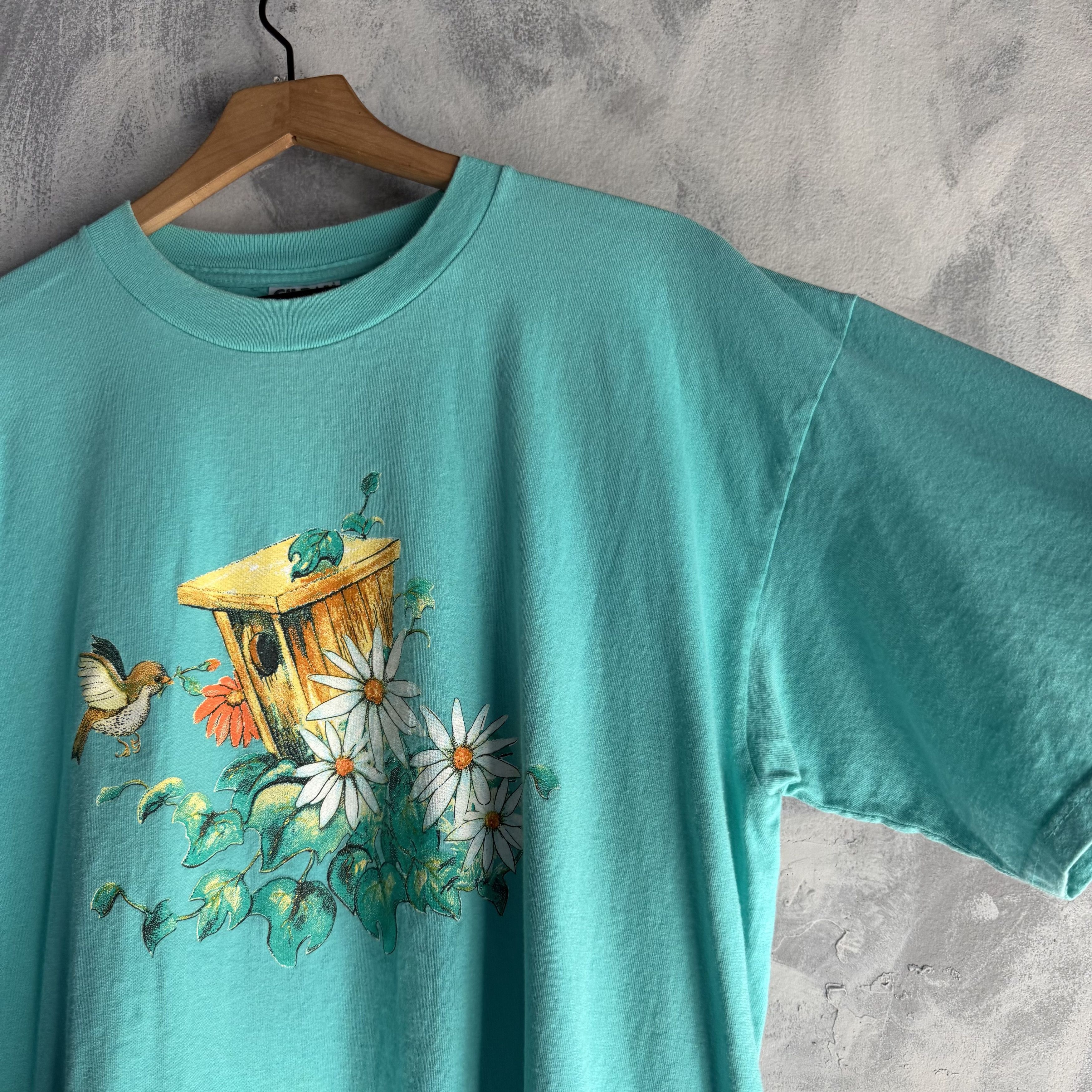 Gildan Vtg Birdhouses Floral T Shirt Grandma Core Graphic Cute 90s Size US XL / EU 56 / 4 - 3 Thumbnail