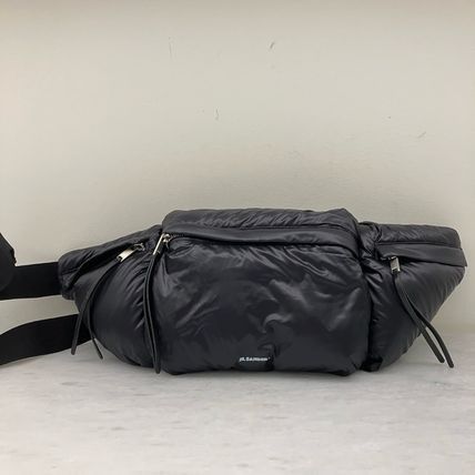 Jil Sander o1loc1c1124 Size: OS/Mature Padded Belt Bag in Black Size ONE SIZE - 1 Preview