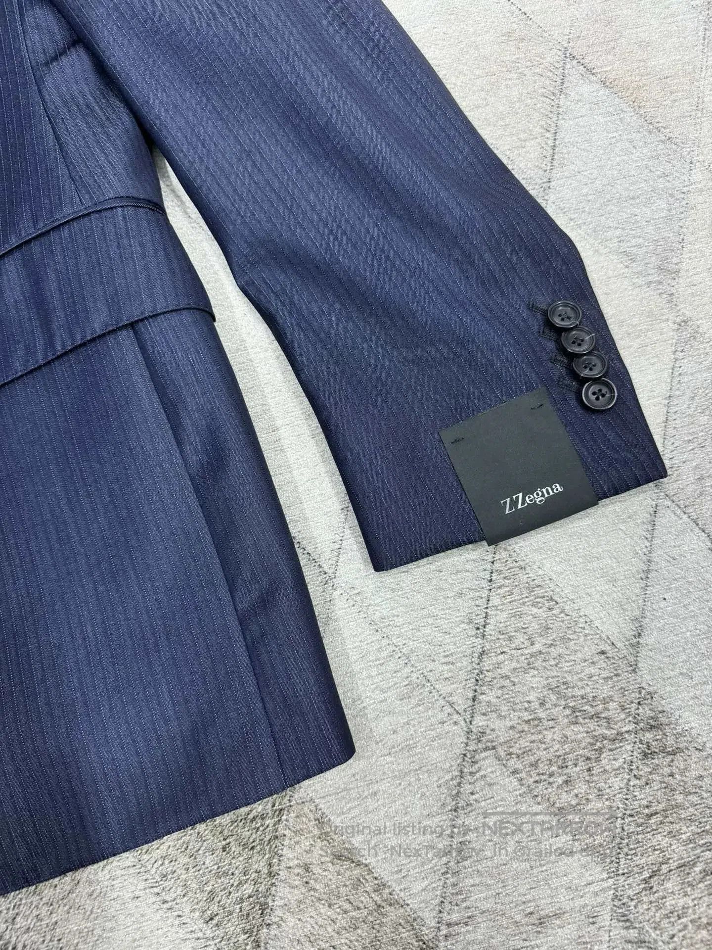 Ermenegildo Zegna Zegna Men's Wool Suit. Size US M / EU 48-50 / 2 - 5 Thumbnail