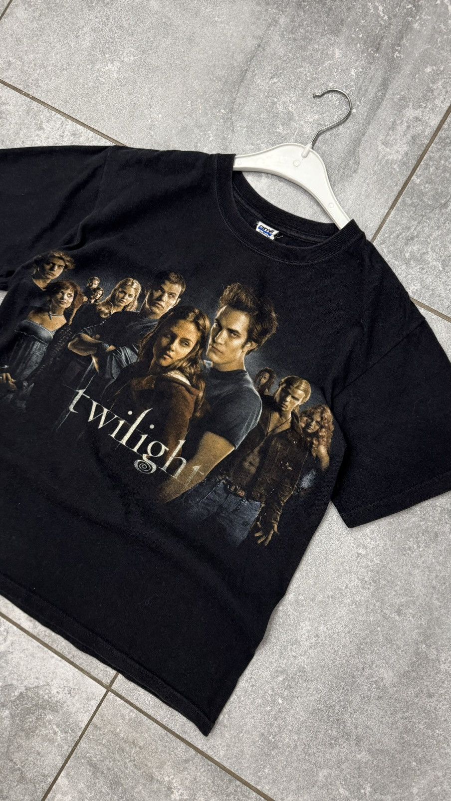 Anvil Twilight 2009 movie tee horror vampire Size US M / EU 48-50 / 2 - 2 Thumbnail